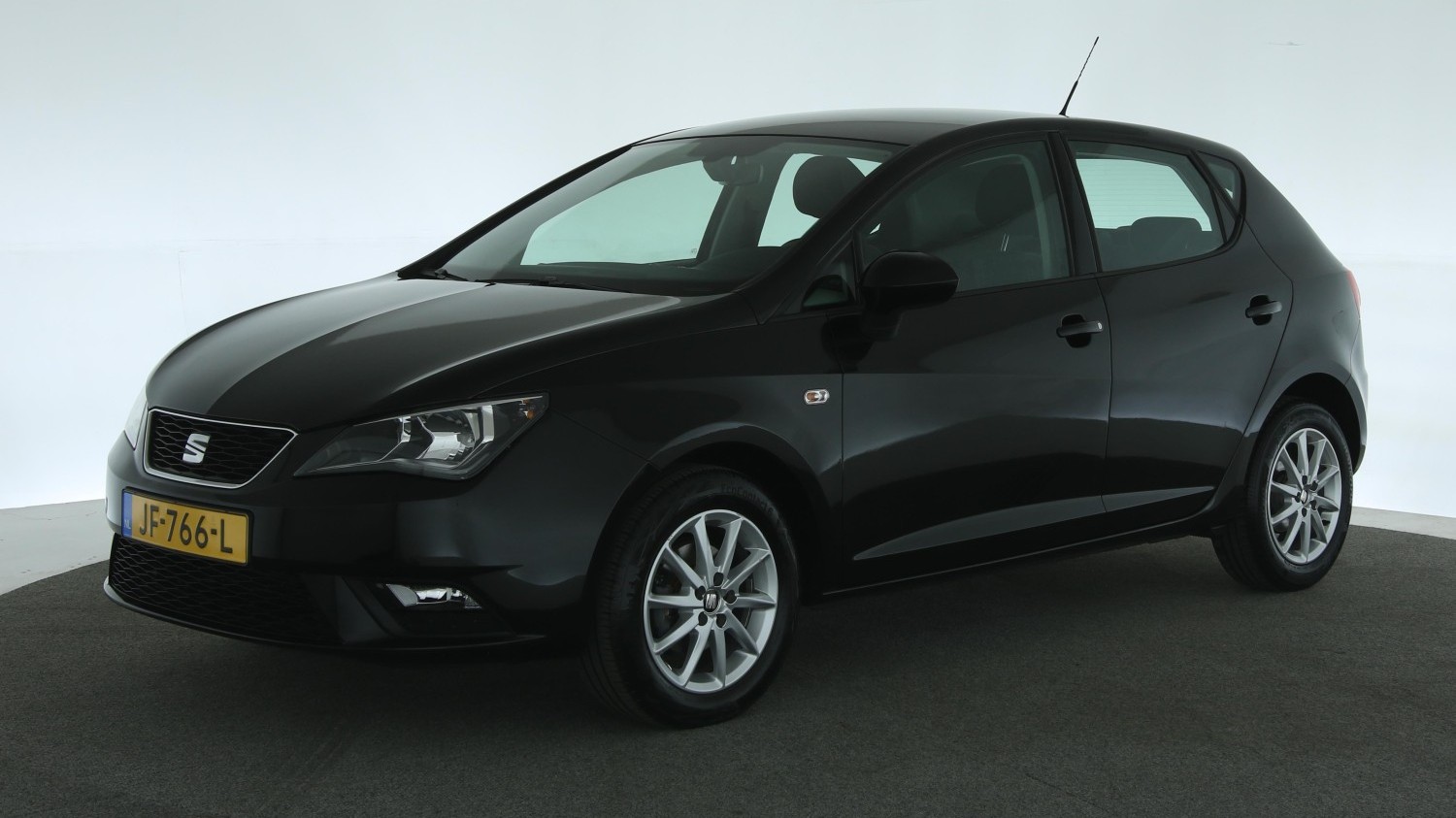 Seat Ibiza Hatchback 2016 JF-766-L 1