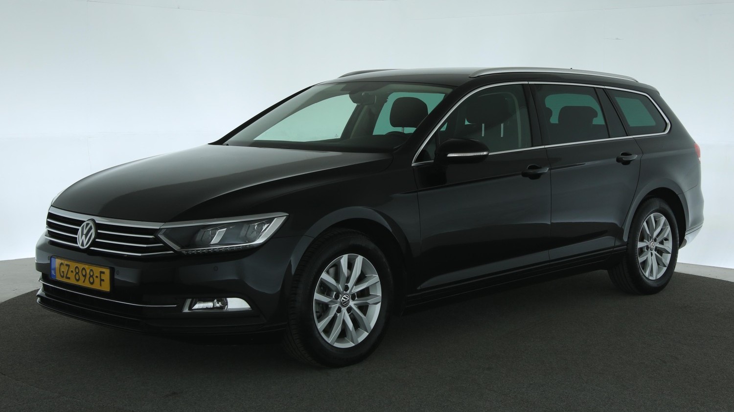 Volkswagen Passat Station 2015 GZ-898-F 1