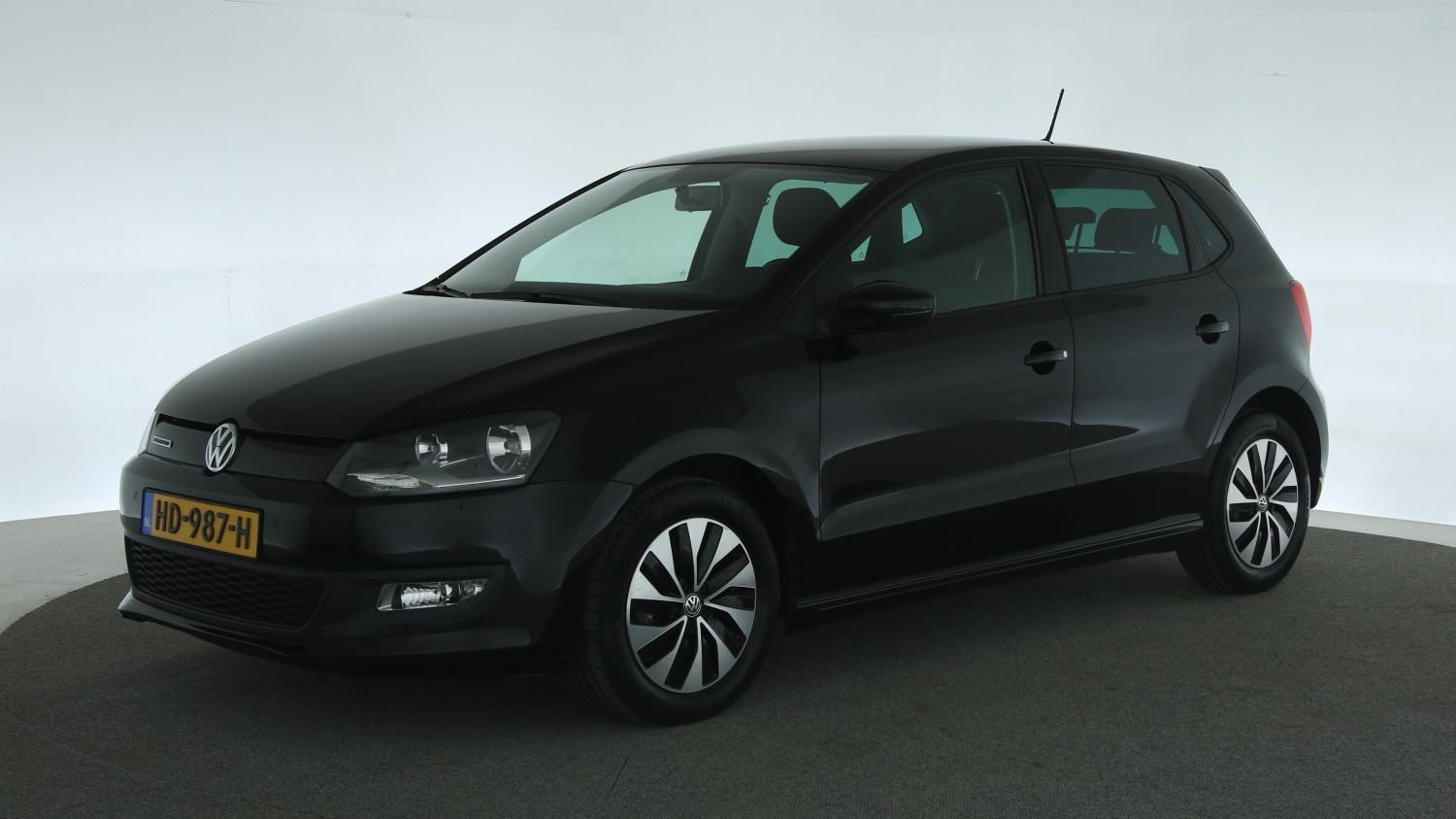 Volkswagen Polo Hatchback 2015 HD-987-H 1