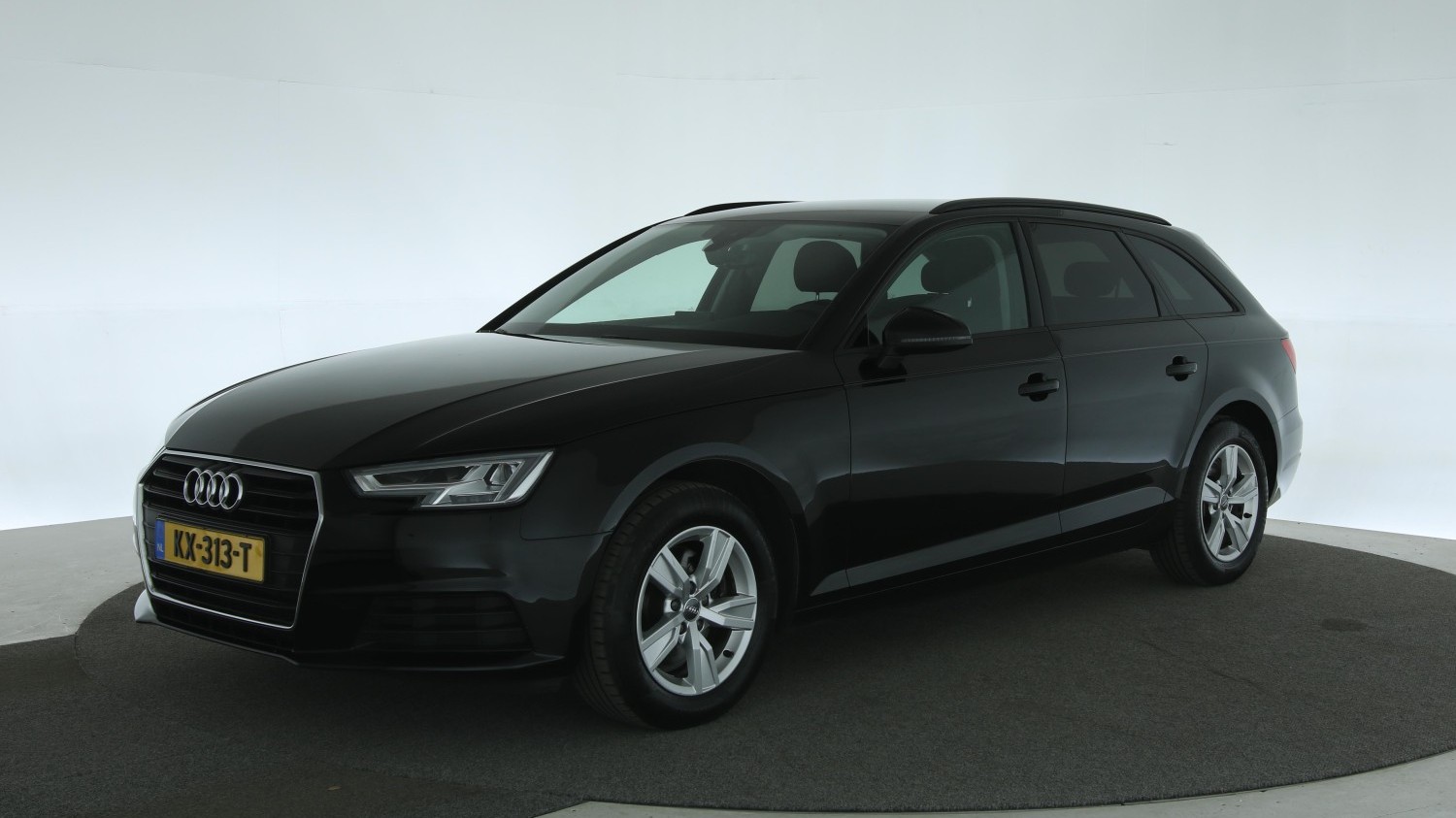 Audi A4 Station 2017 KX-313-T 1