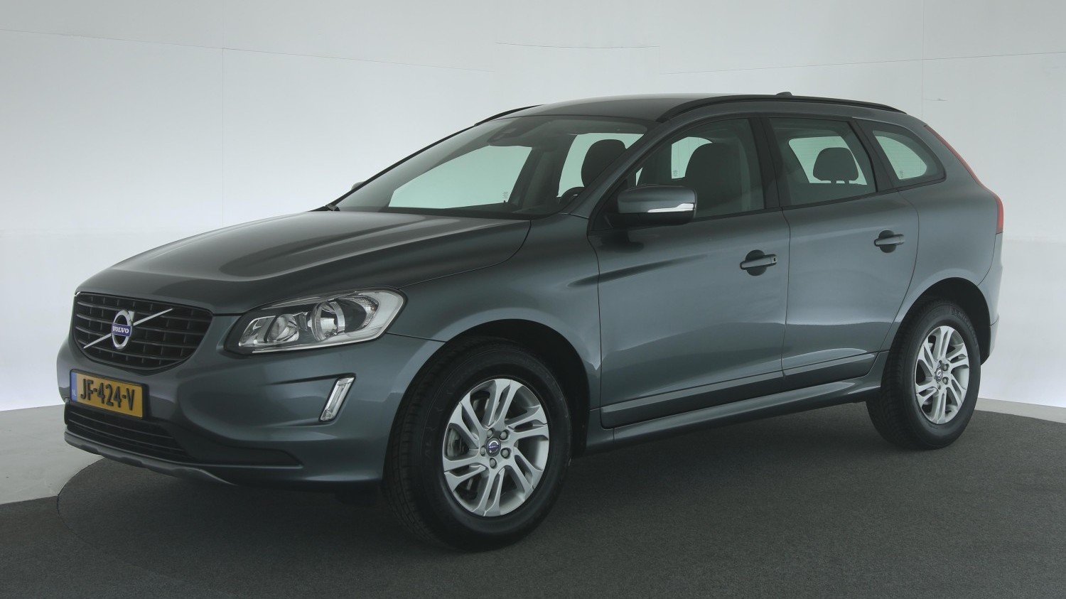 Volvo XC60 SUV / Terreinwagen 2016 JF-424-V 1