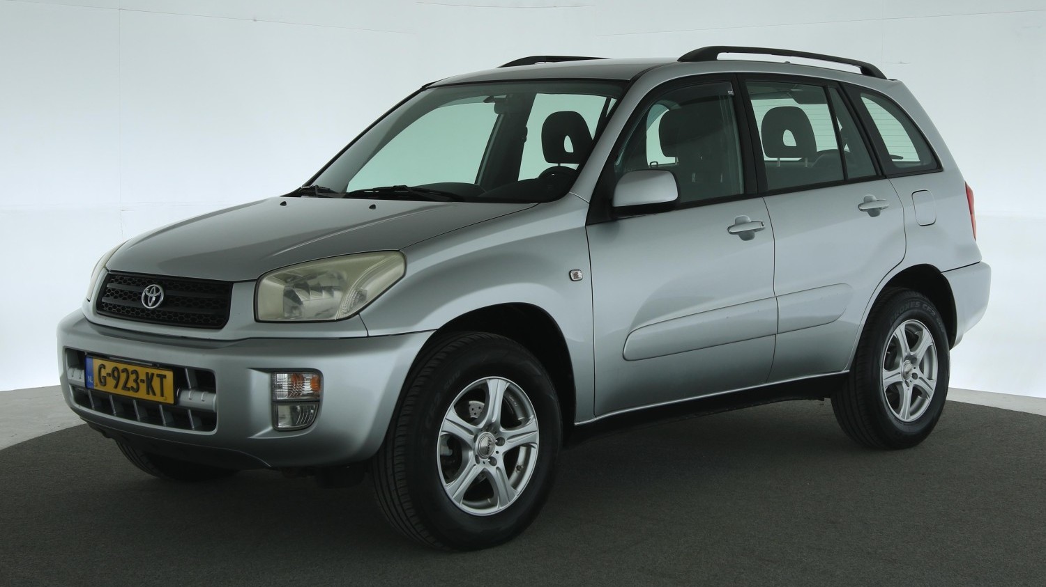 Toyota RAV4 SUV / Terreinwagen 2003 G-923-KT 1