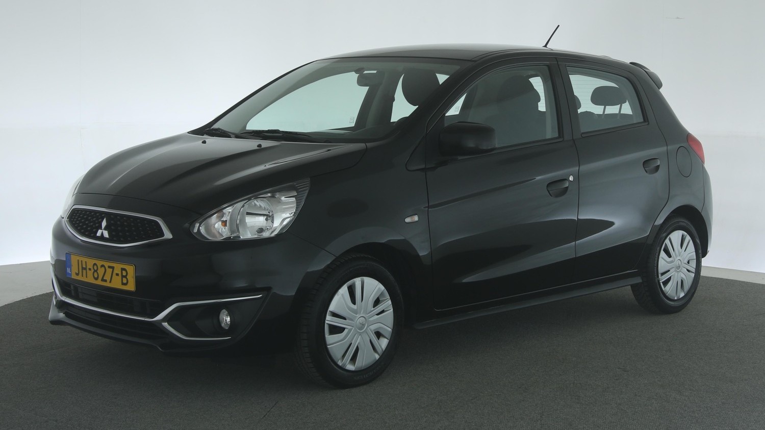 Mitsubishi Space Star Hatchback 2016 JH-827-B 1