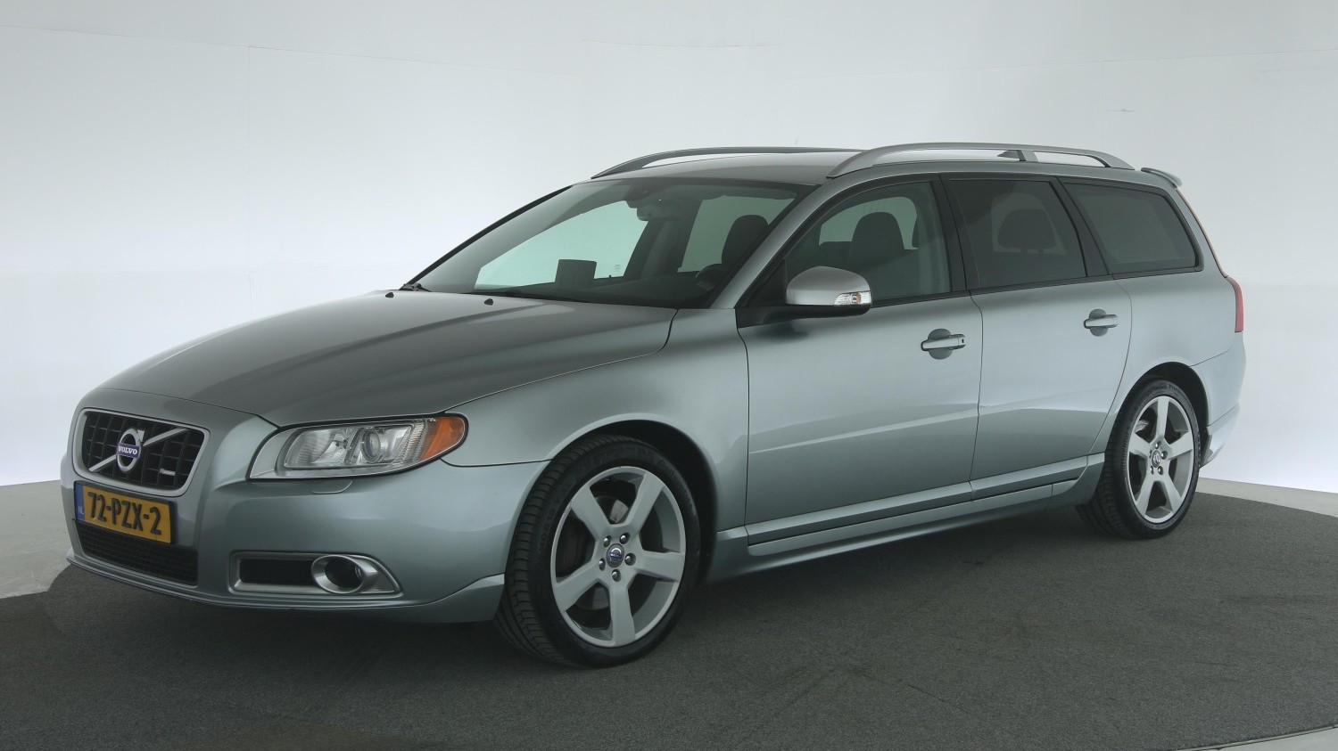 Volvo V70 Station 2011 72-PZX-2 1
