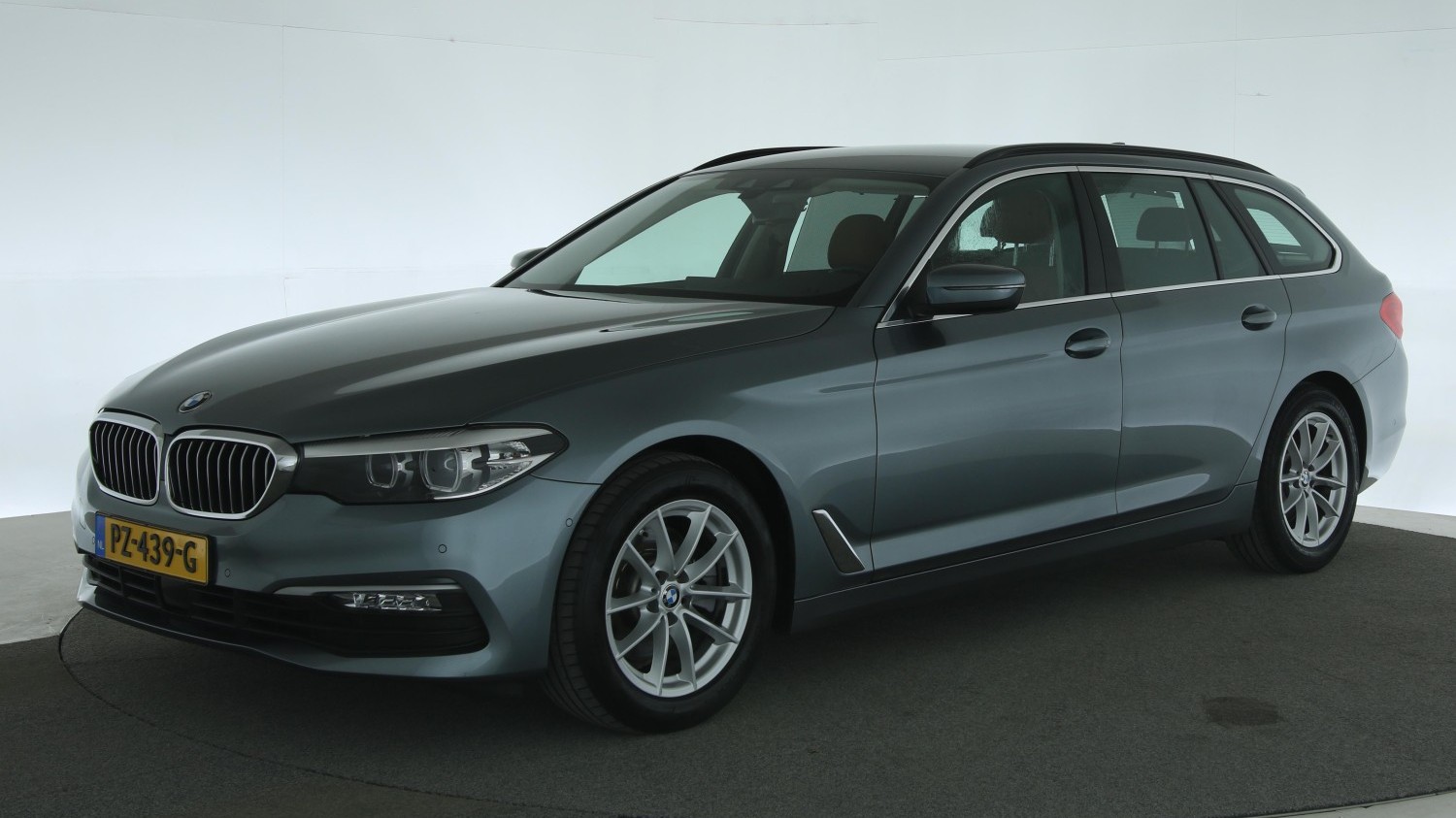 BMW 5-serie Station 2017 PZ-439-G 1