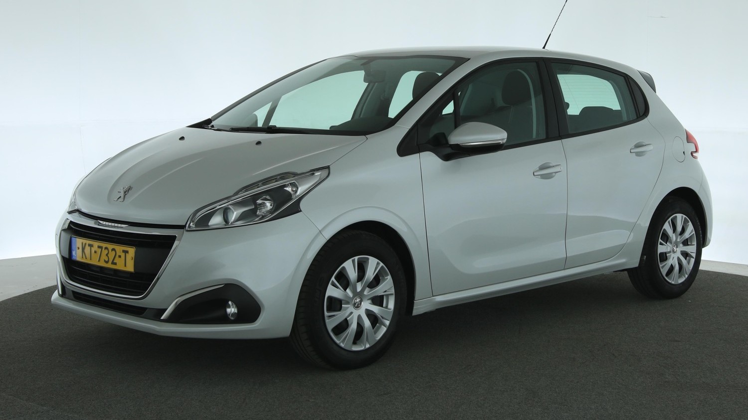 Peugeot 208 Hatchback 2016 KT-732-T 1