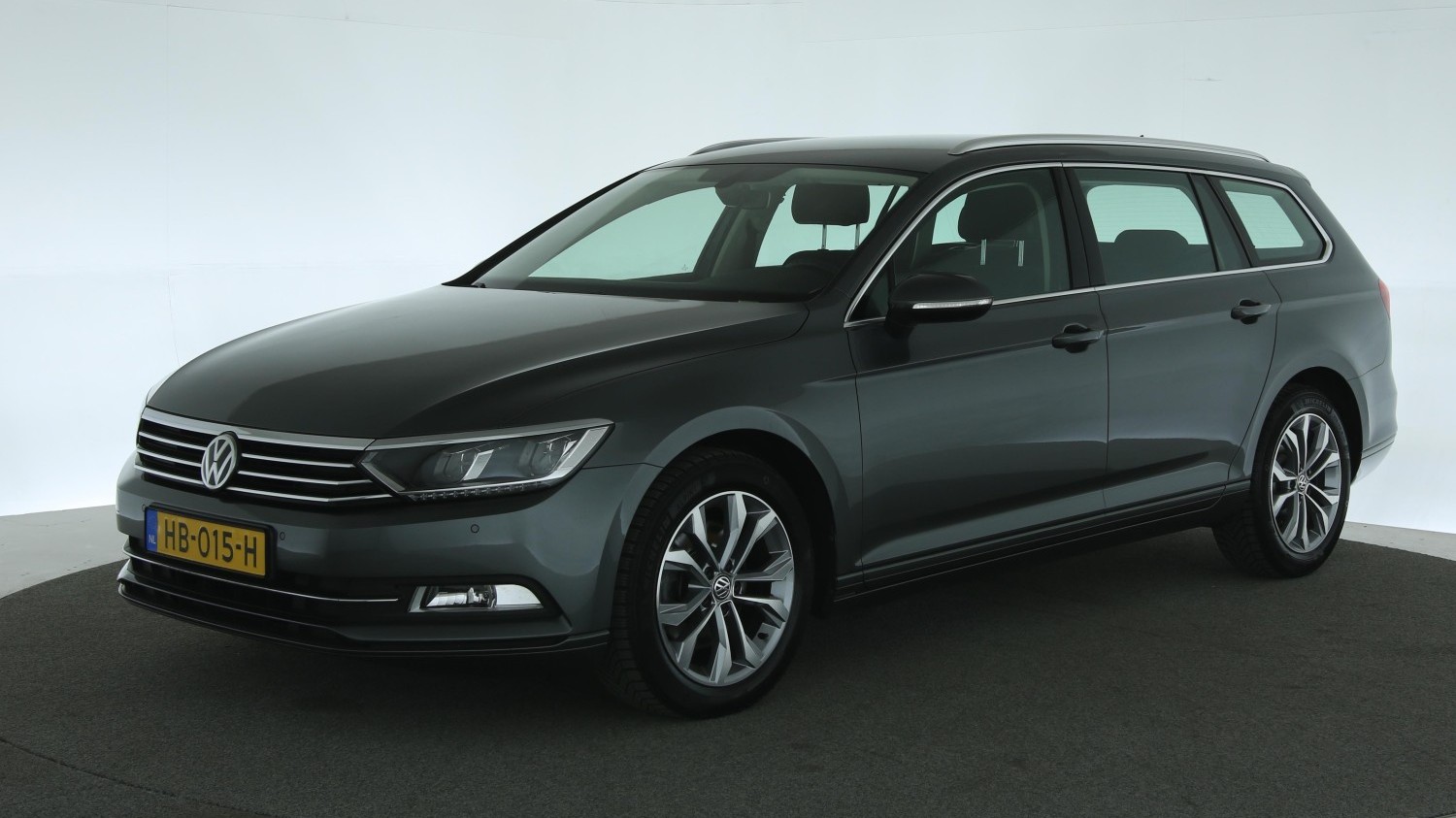 Volkswagen Passat Station 2015 HB-015-H 1