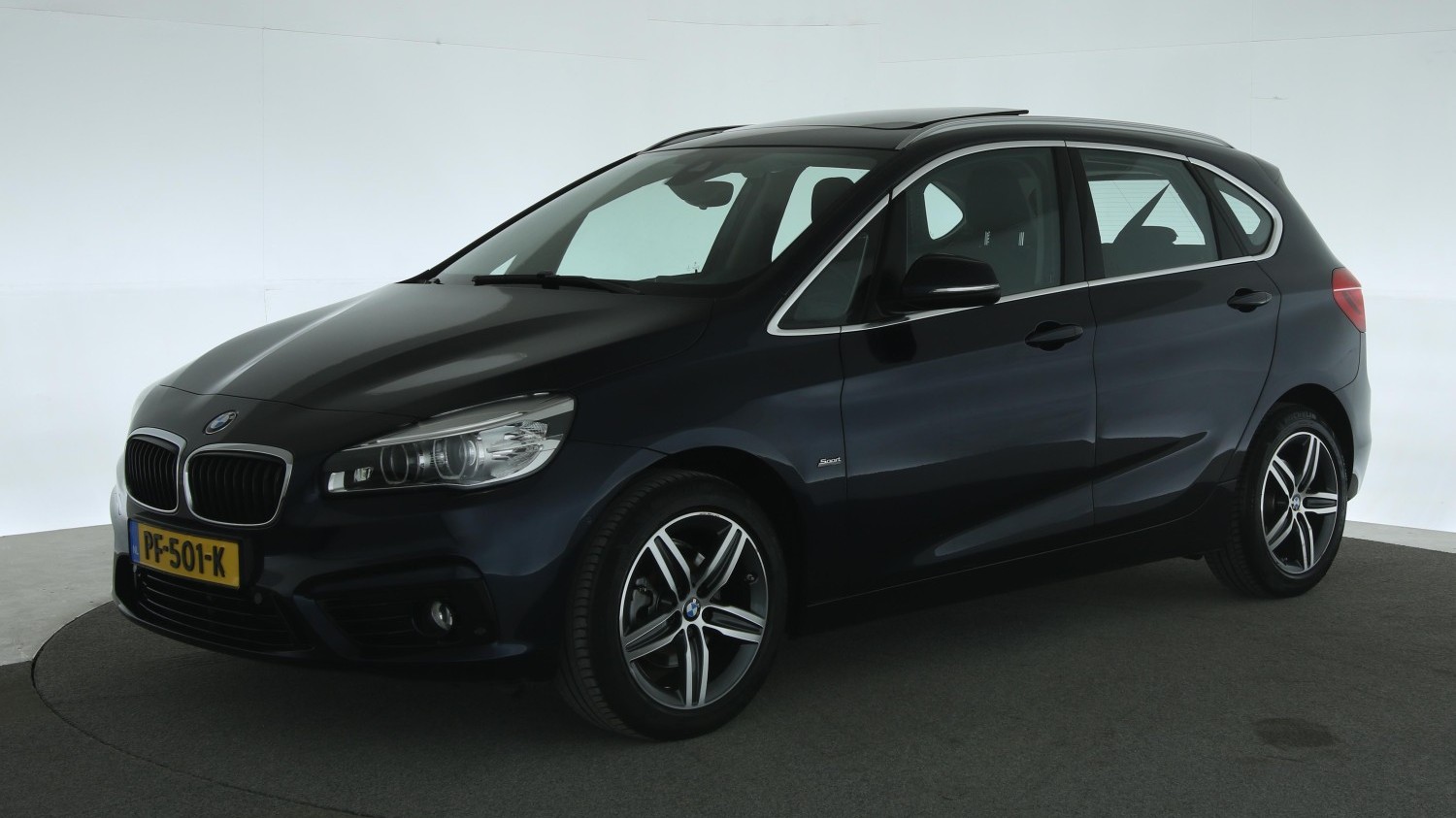 BMW 2-serie MPV 2017 PF-501-K 1