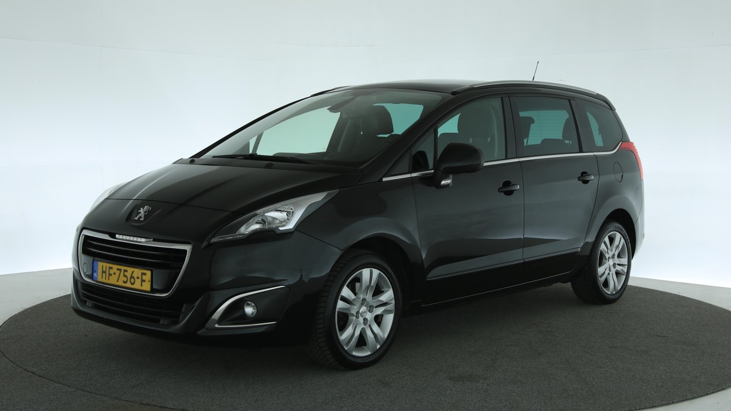 Peugeot 5008 MPV 2015 HF-756-F 1