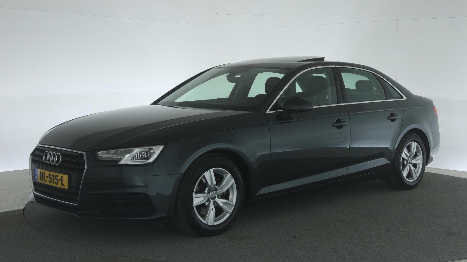 Audi A4 Sedan 2015 HL-515-L 1