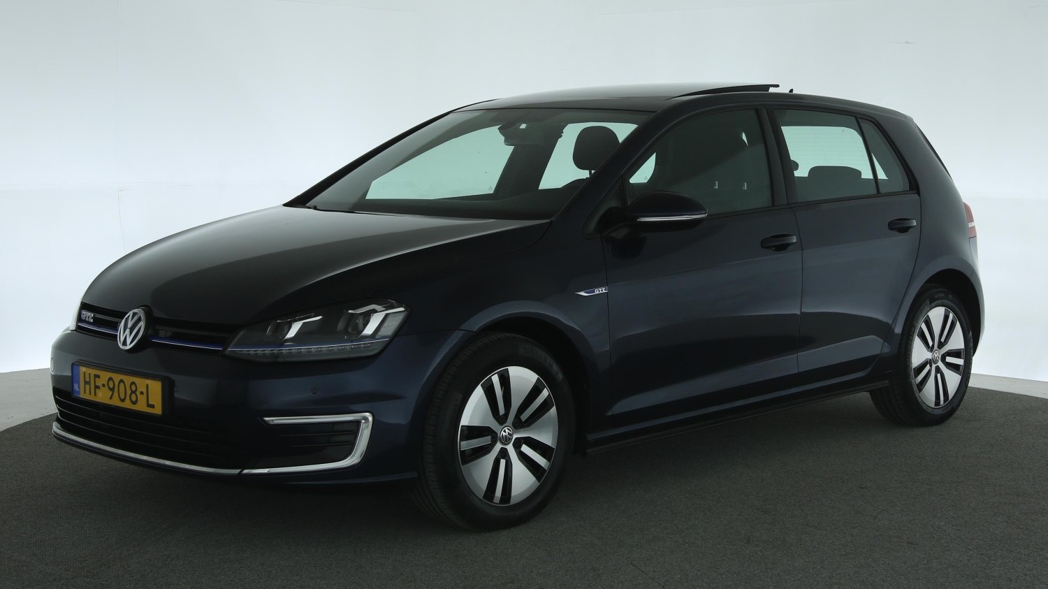 Volkswagen Golf Hatchback 2015 HF-908-L 1