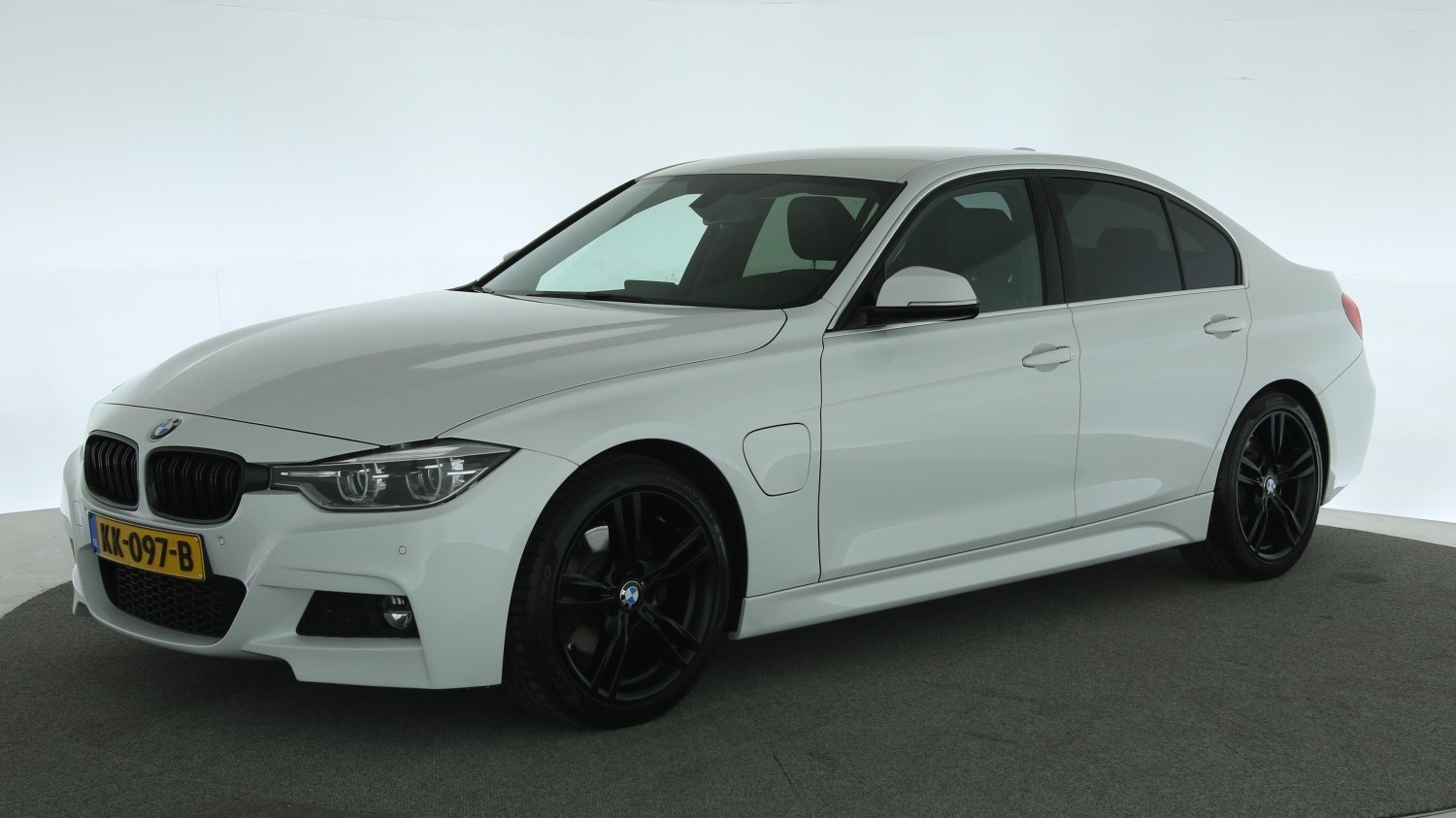BMW 3-serie Sedan 2016 KK-097-B 1