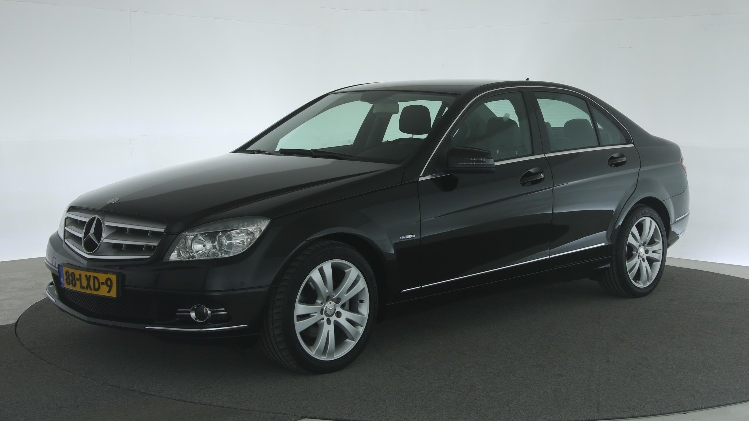 Mercedes-Benz C-klasse Sedan 2010 88-LXD-9 1