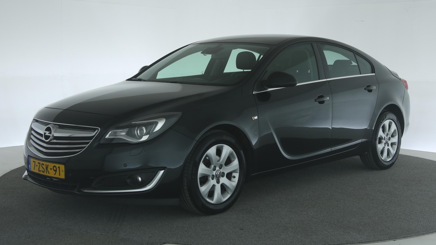 Opel Insignia Hatchback 2015 7-ZSK-91 1