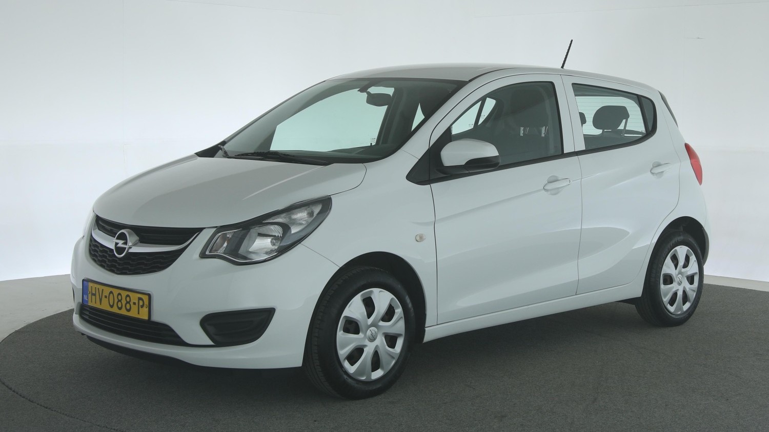 Opel Karl Hatchback 2016 HV-088-P 1