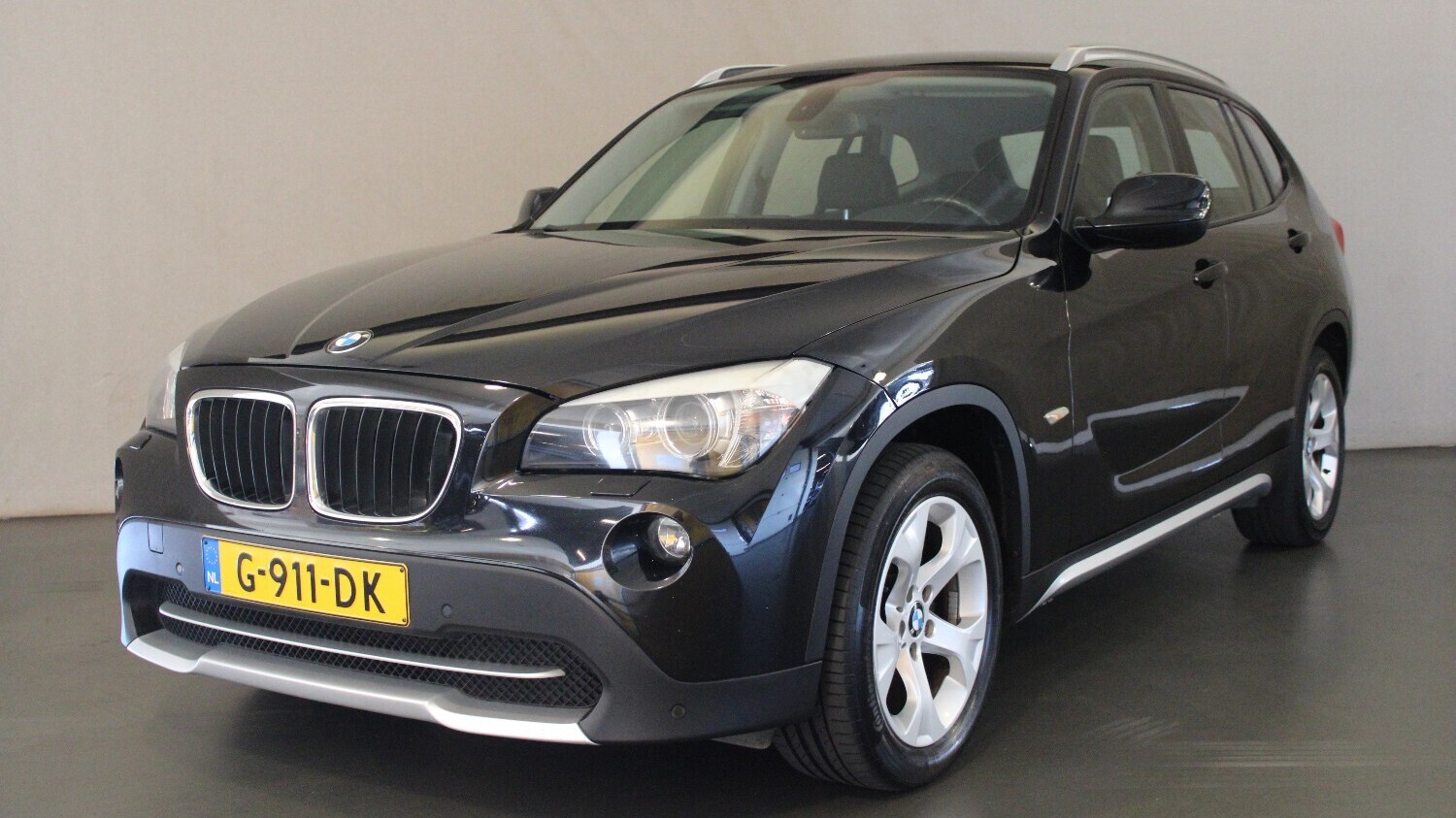 BMW X1 SUV / Terreinwagen 2011 G-911-DK 1
