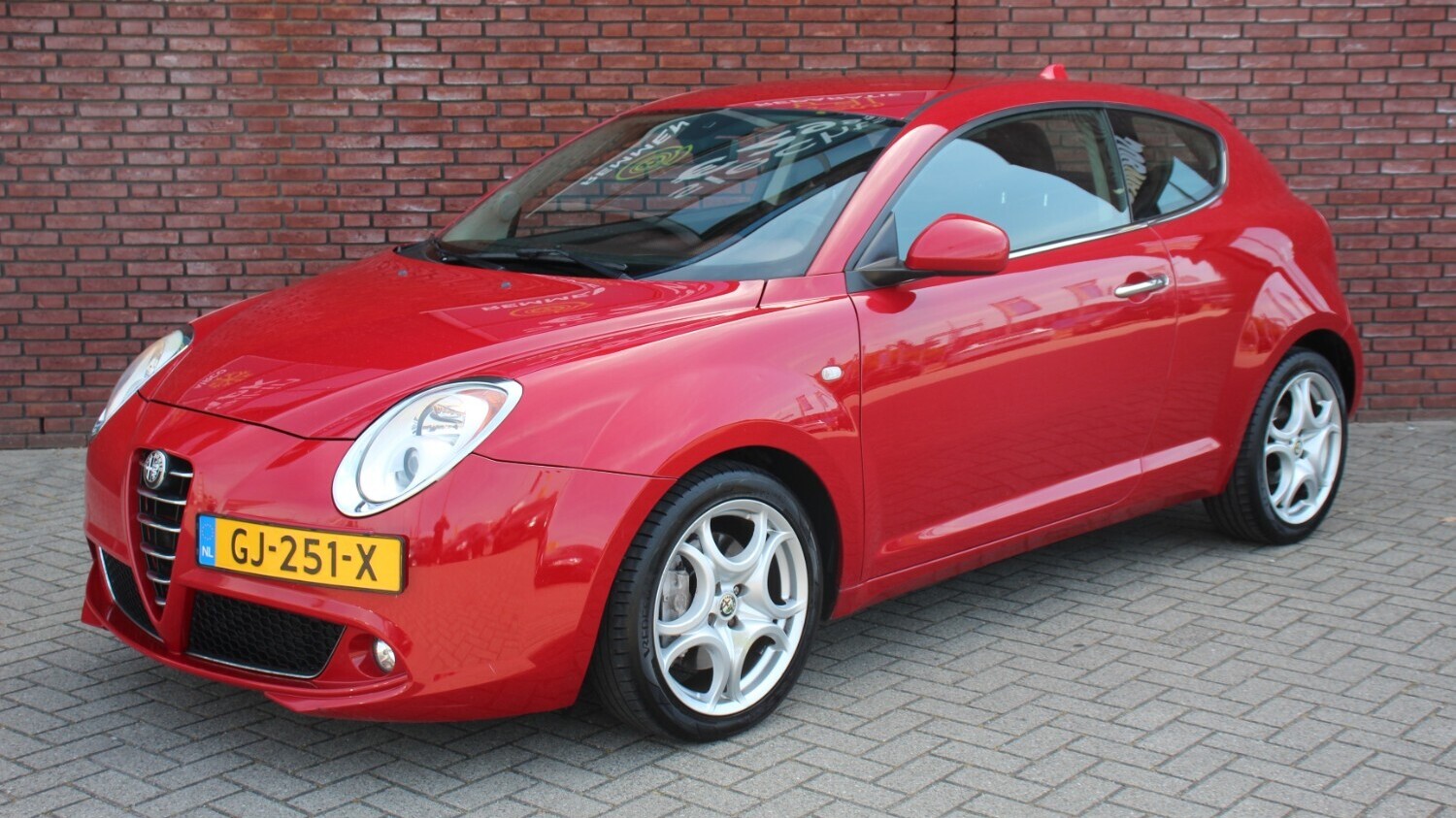 Alfa Romeo MiTo Hatchback 2009 GJ-251-X 1