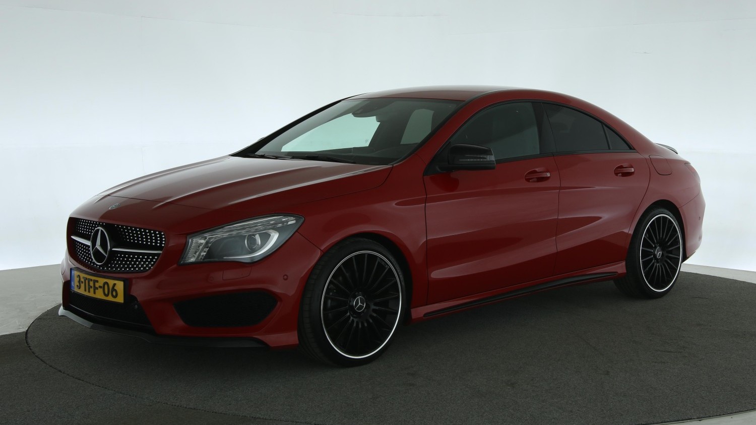 Mercedes-Benz CLA-klasse Sedan 2014 3-TFF-06 1
