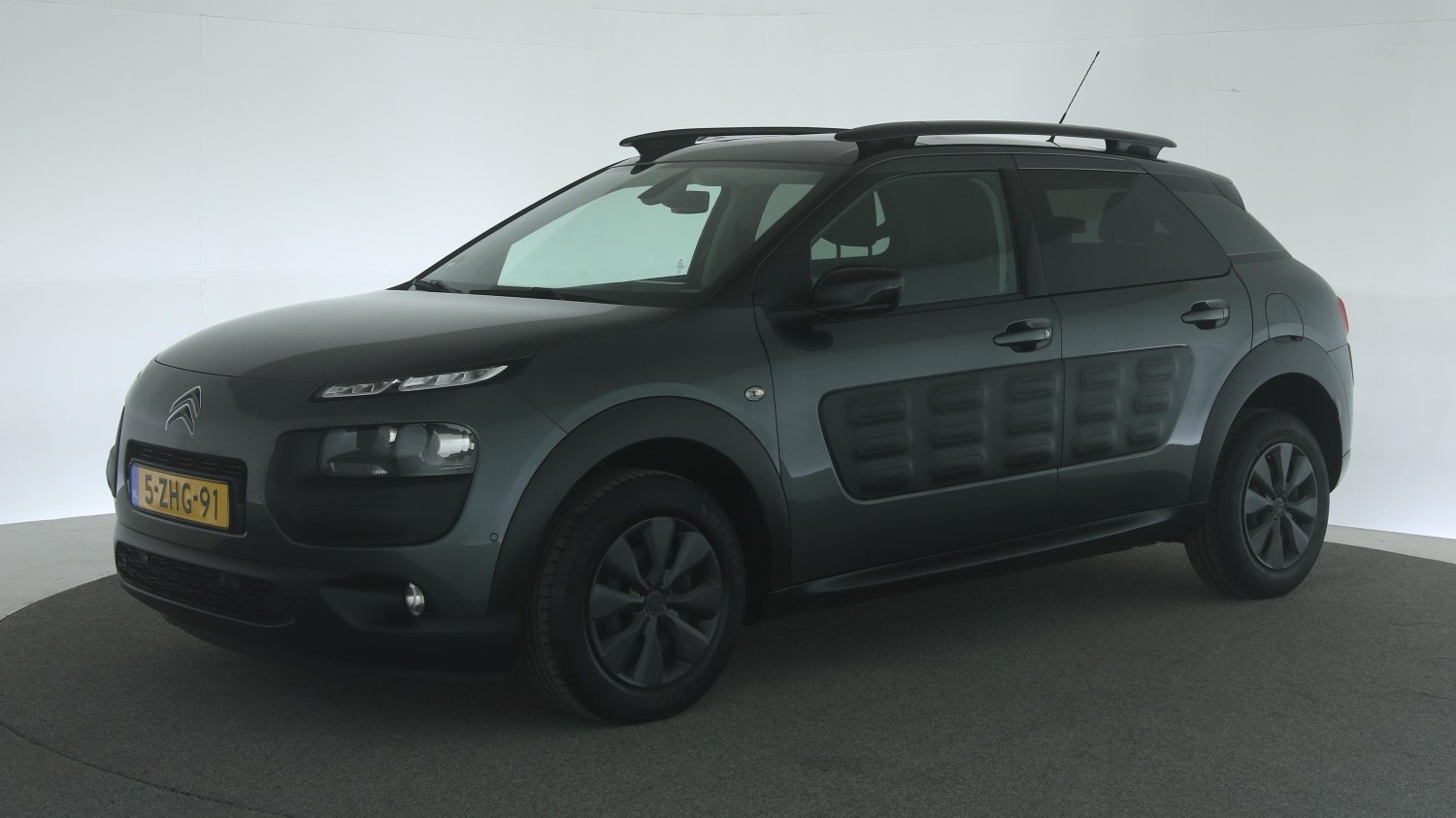 Citroen C4 Cactus Hatchback 2015 5-ZHG-91 1