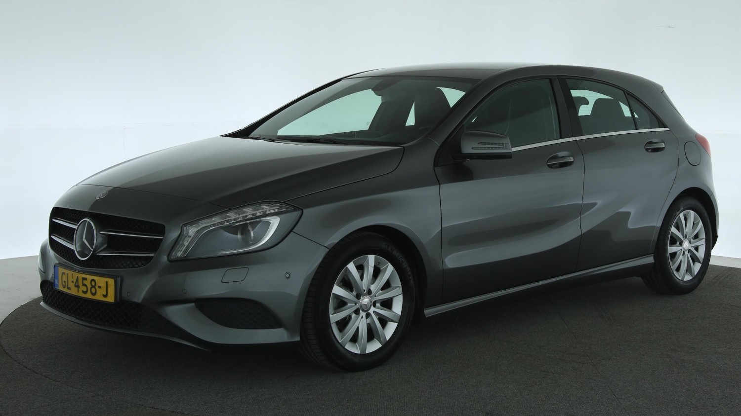 Mercedes-Benz A-klasse Hatchback 2015 GL-458-J 1