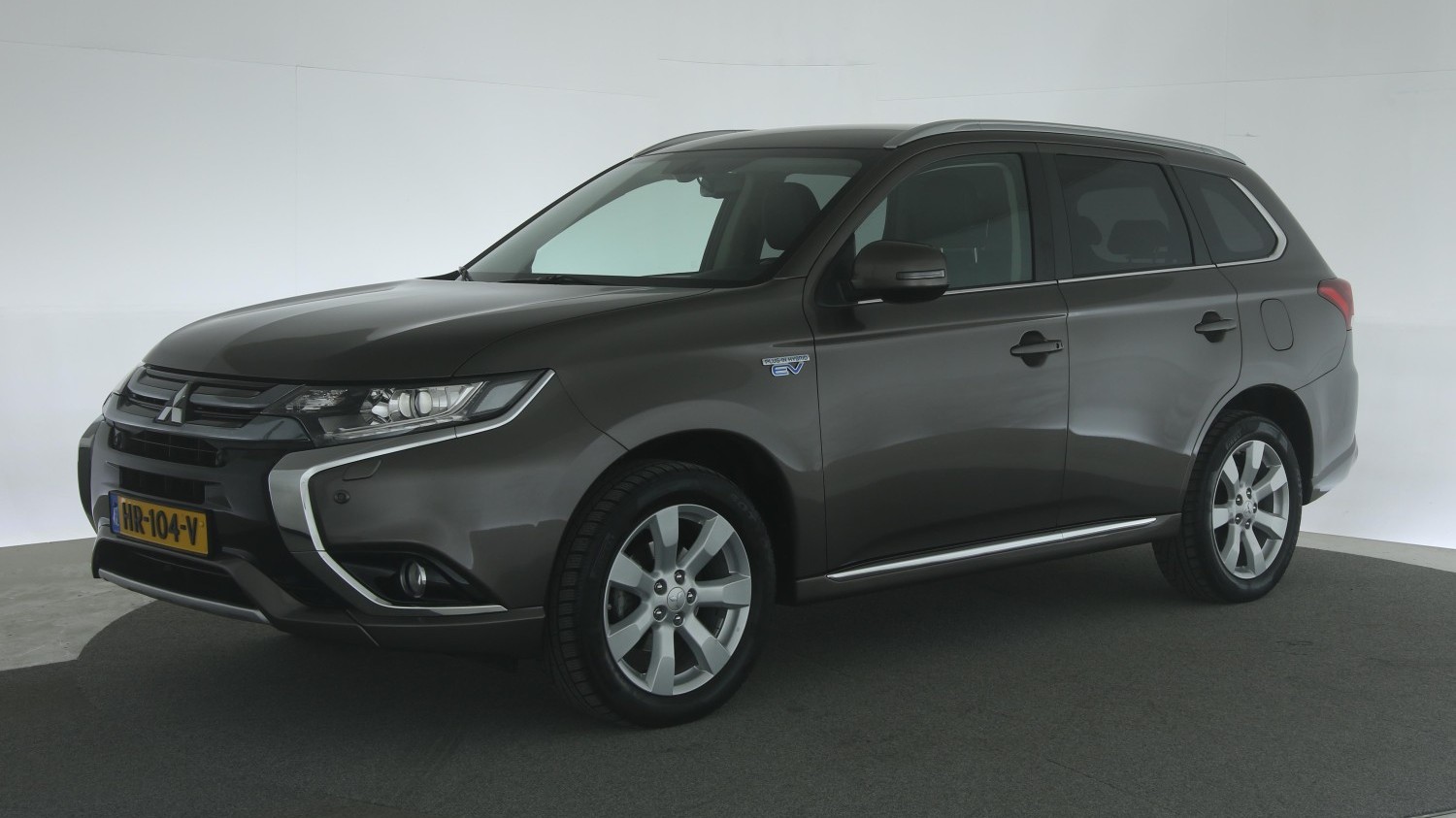 Mitsubishi Outlander SUV / Terreinwagen 2015 HR-104-V 1