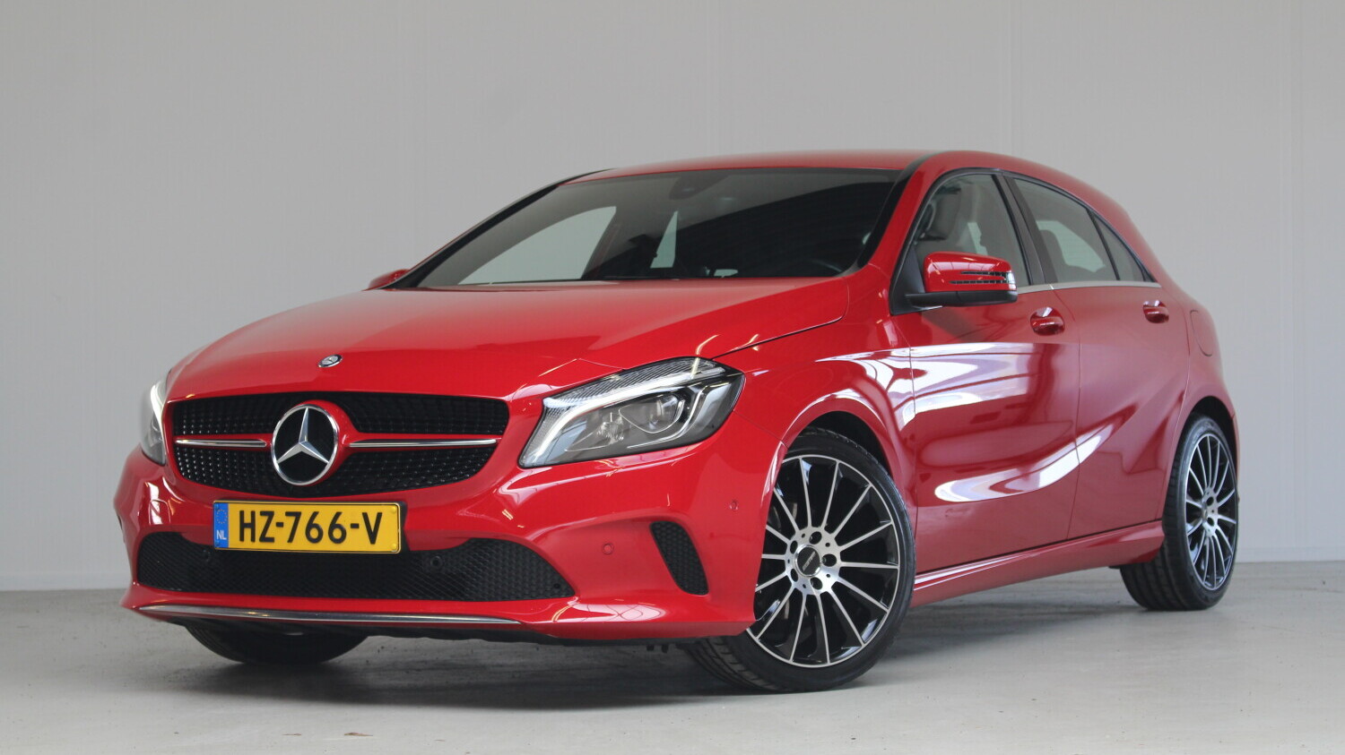Mercedes-Benz A-klasse Hatchback 2016 HZ-766-V 1