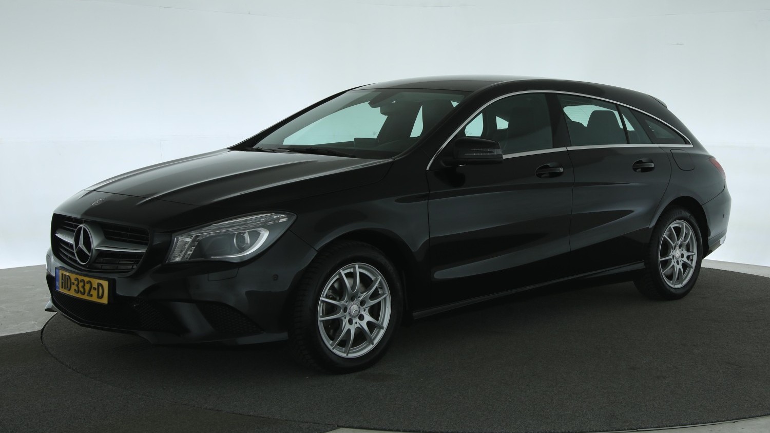 Mercedes-Benz CLA-klasse Station 2015 HD-332-D 1