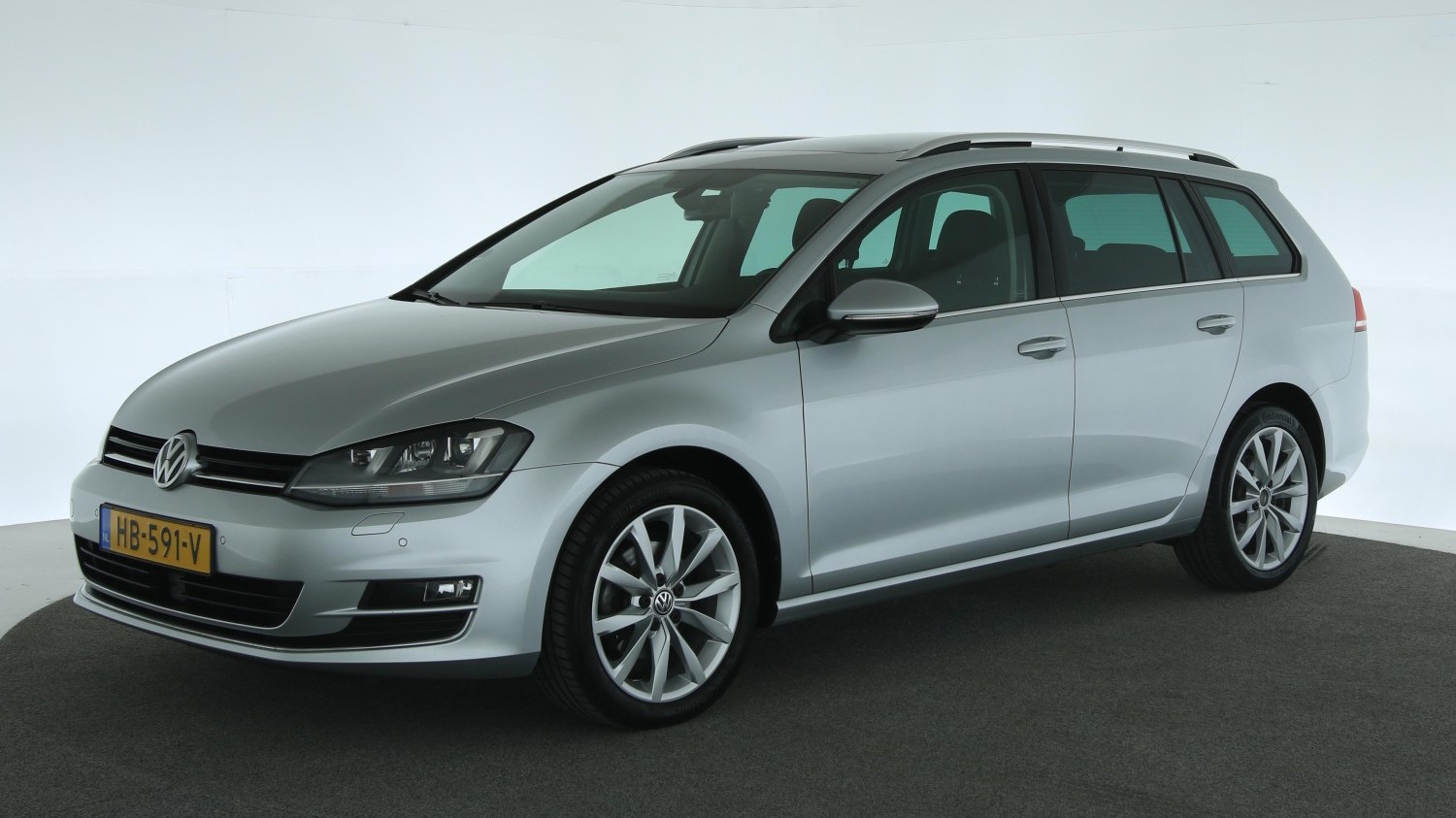 Volkswagen Golf Station 2015 HB-591-V 1