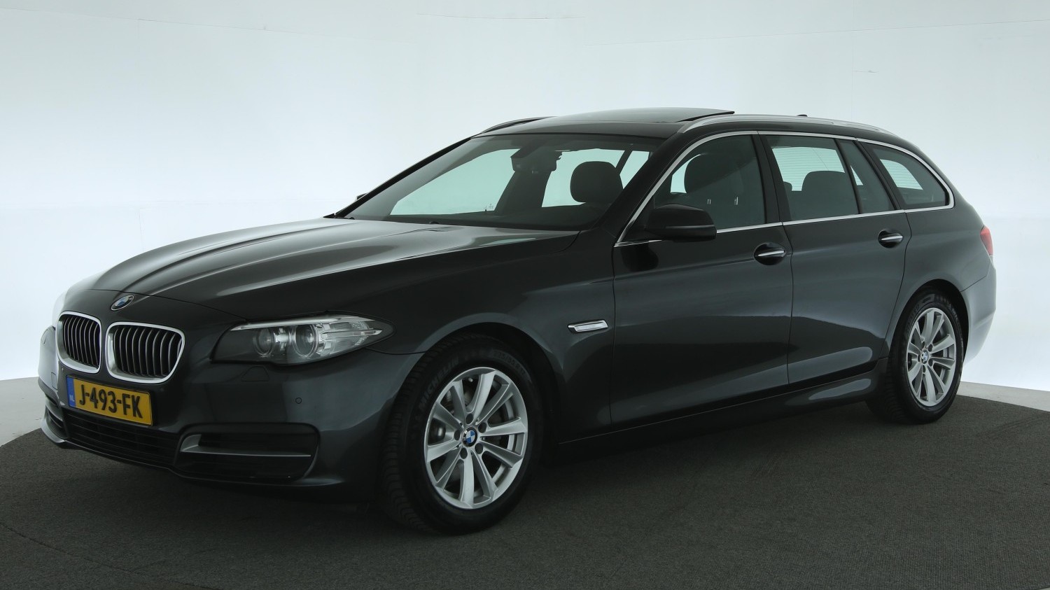 BMW 5-serie Station 2016 J-493-FK 1