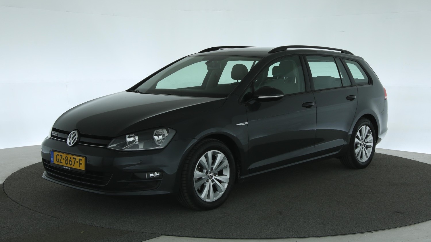 Volkswagen Golf Station 2015 GZ-867-F 1