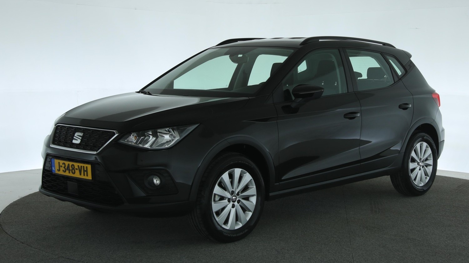 Seat Arona SUV / Terreinwagen 2018 J-348-VH 1