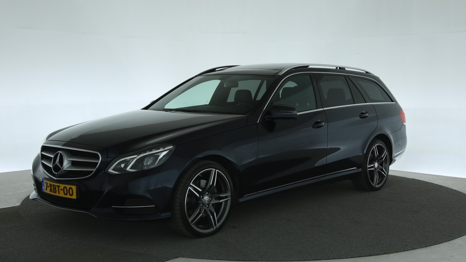 Mercedes-Benz E-Klasse Station 2014 7-XBT-00 1