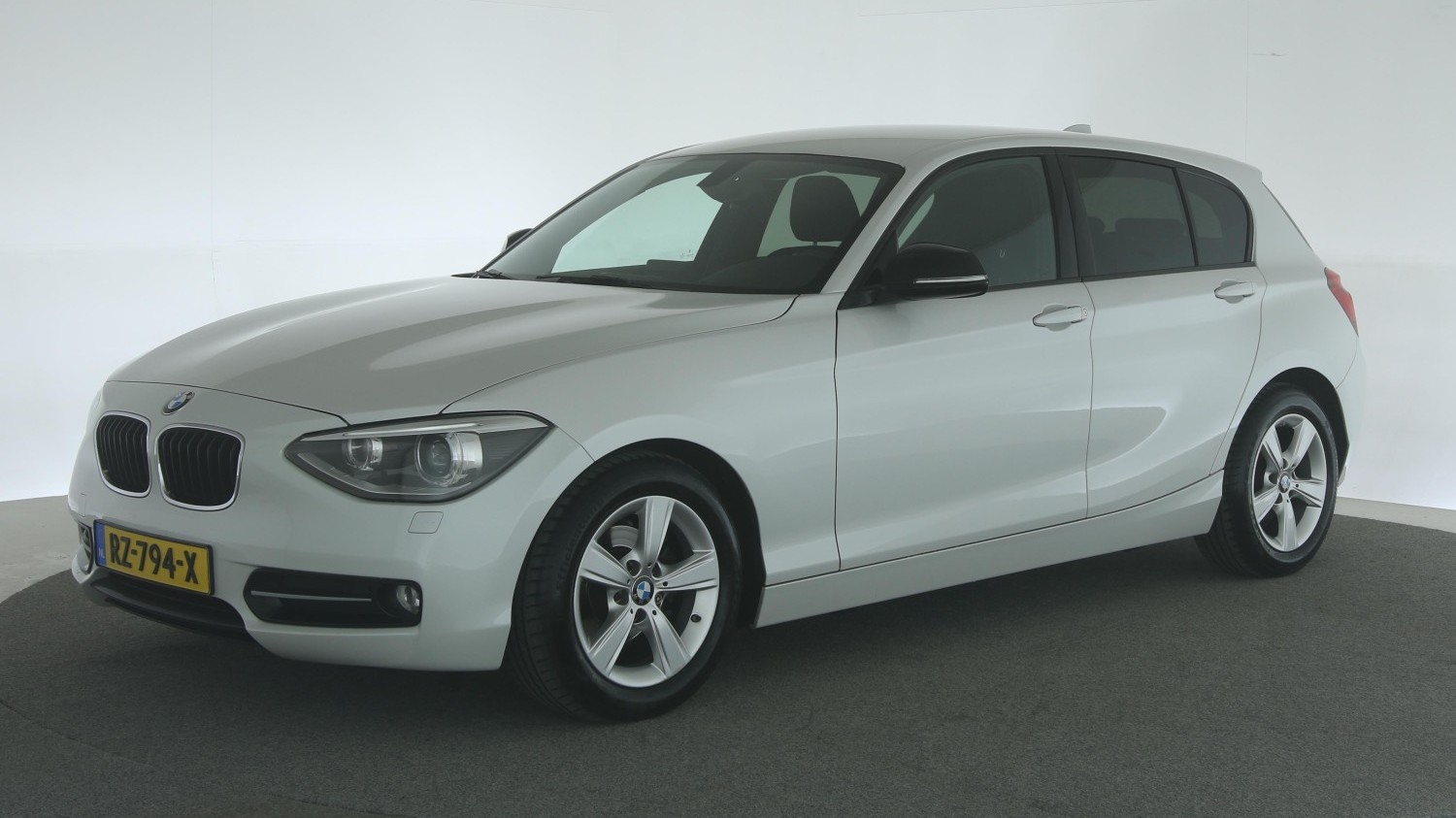 BMW 1-serie Hatchback 2015 RZ-794-X 1