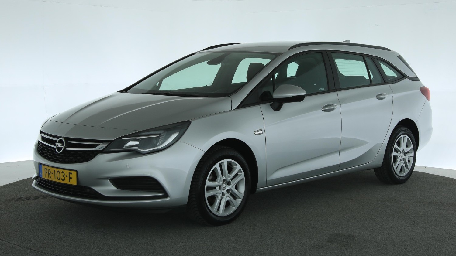 Opel Astra Station 2017 PR-103-F 1