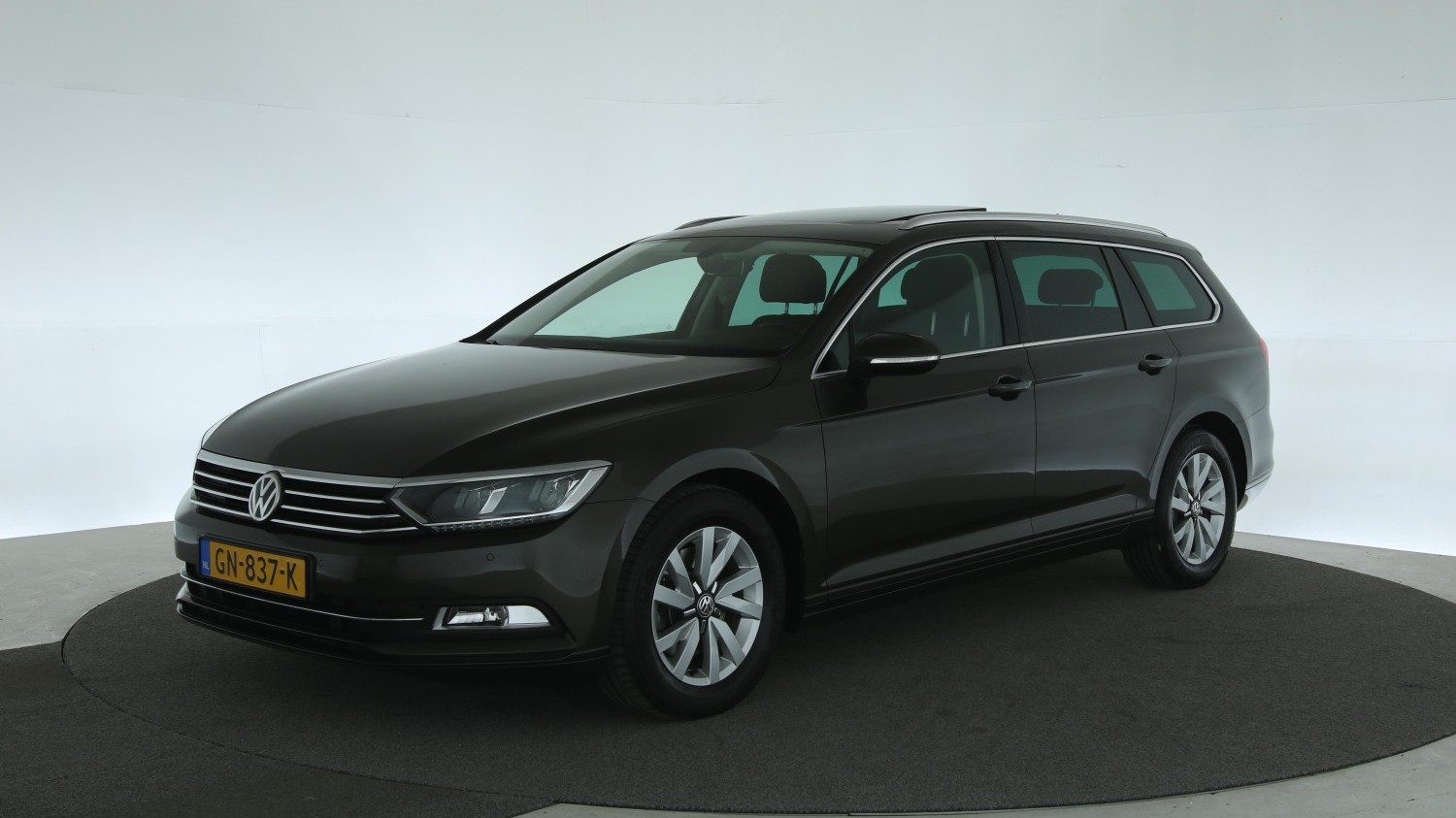 Volkswagen Passat Station 2015 GN-837-K 1