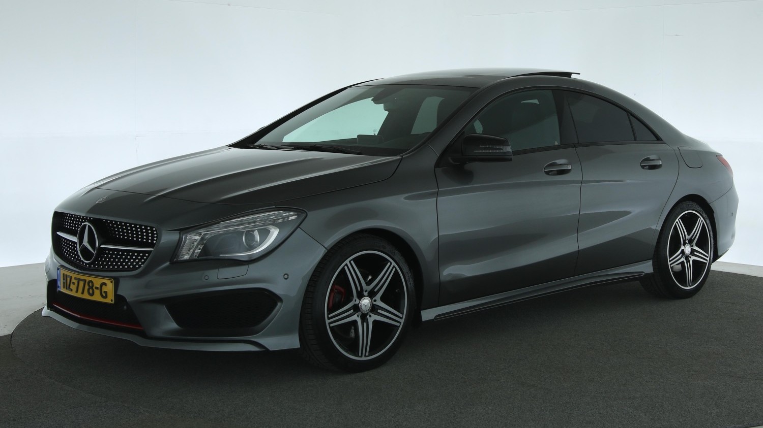 Mercedes-Benz CLA-klasse Sedan 2016 HZ-778-G 1