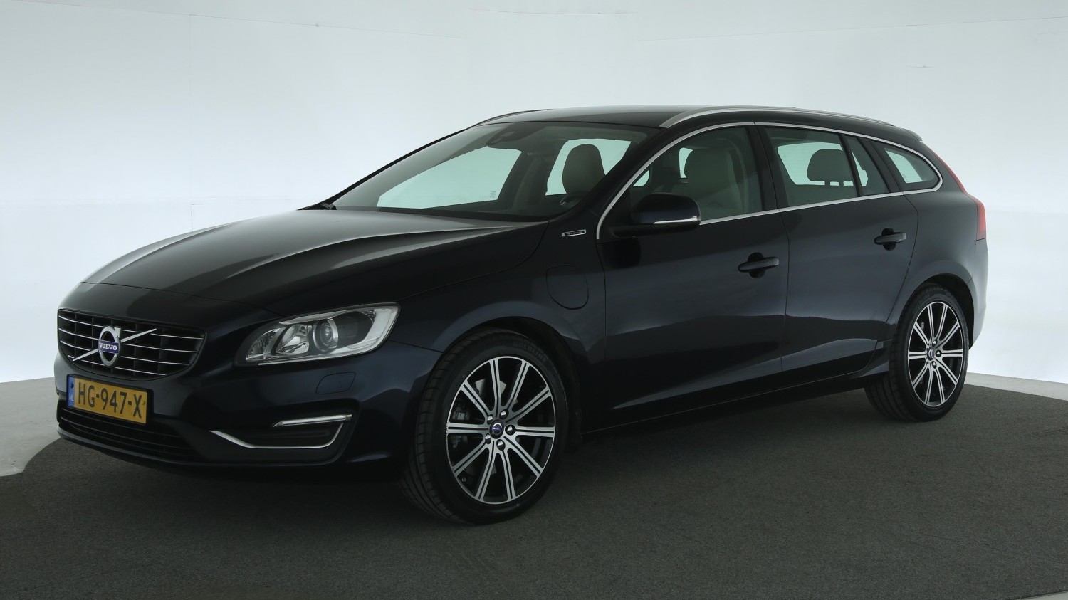 Volvo V60 Station 2015 HG-947-X 1