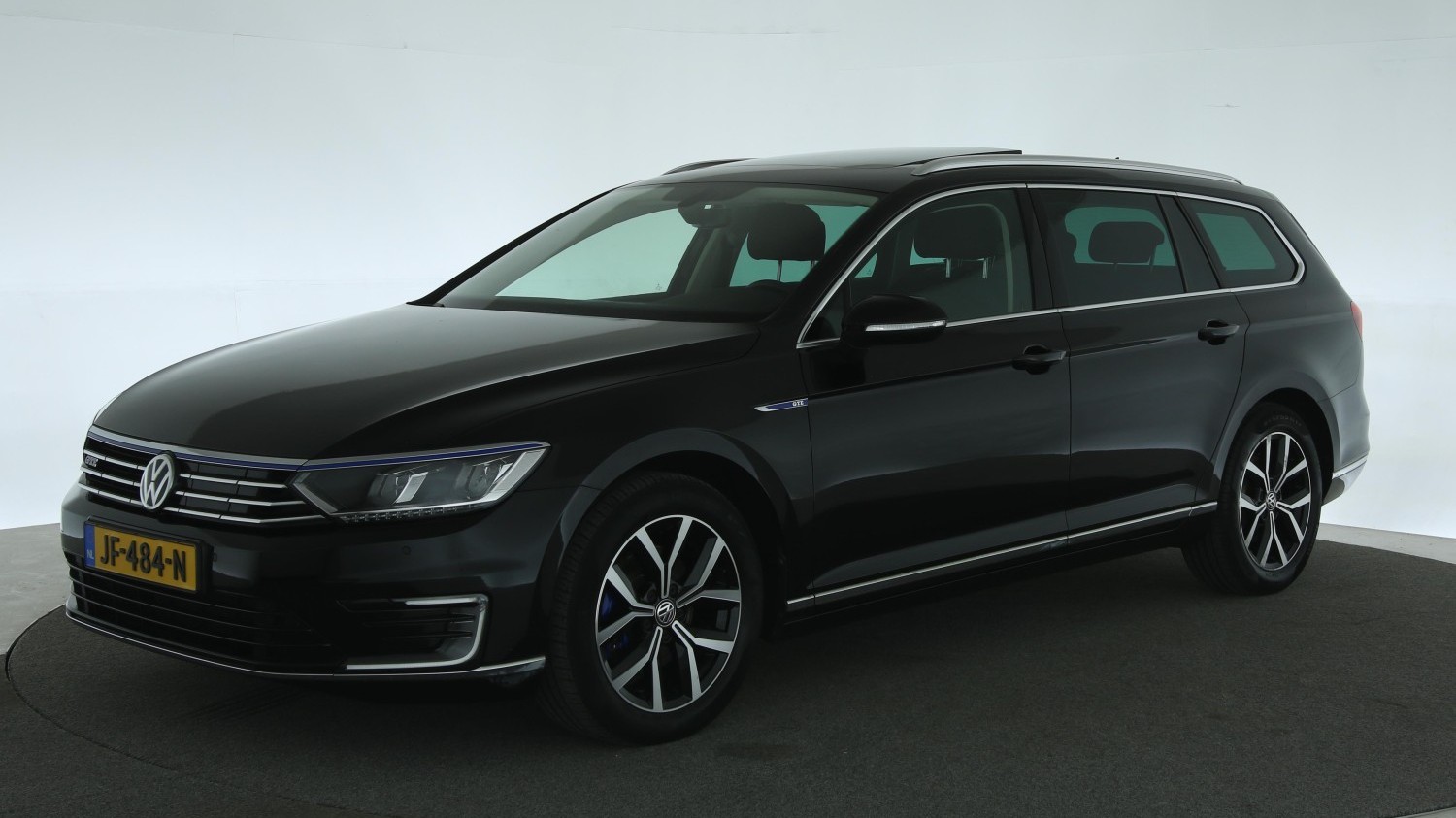 Volkswagen Passat Station 2015 JF-484-N 1
