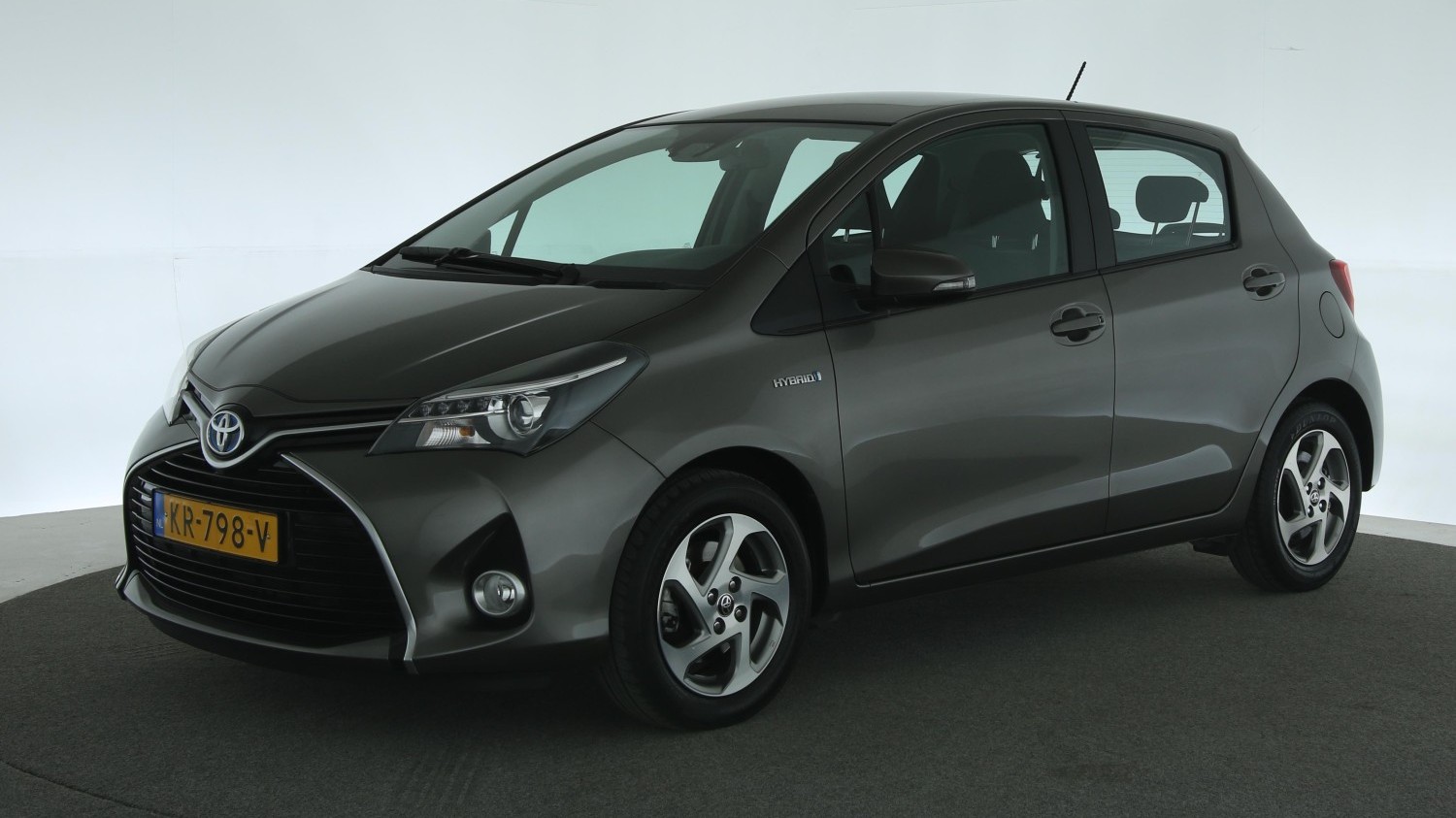 Toyota Yaris Hatchback 2016 KR-798-V 1
