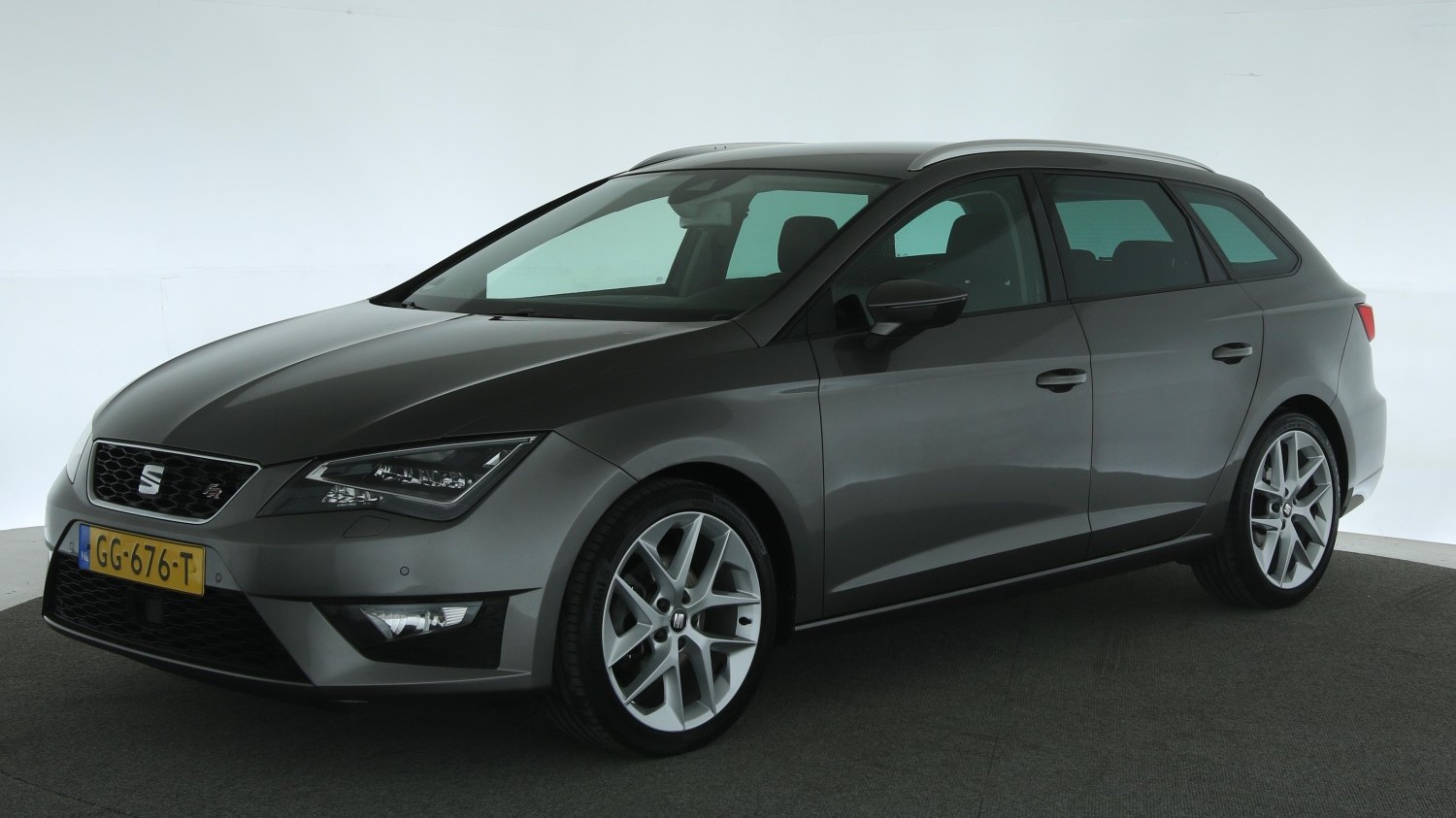 Seat Leon Station 2015 GG-676-T 1
