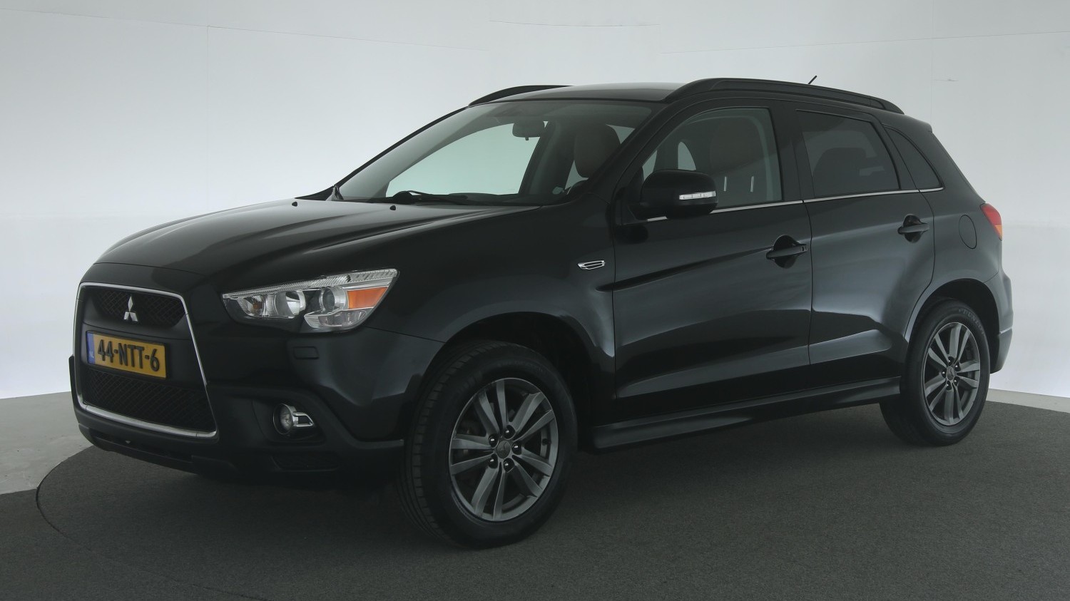 Mitsubishi ASX SUV / Terreinwagen 2011 44-NTT-6 1