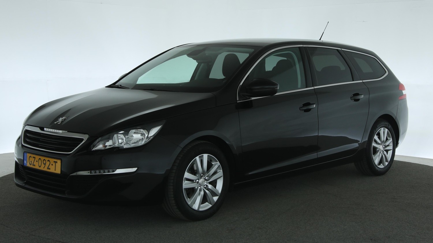 Peugeot 308 Station 2015 GZ-092-T 1