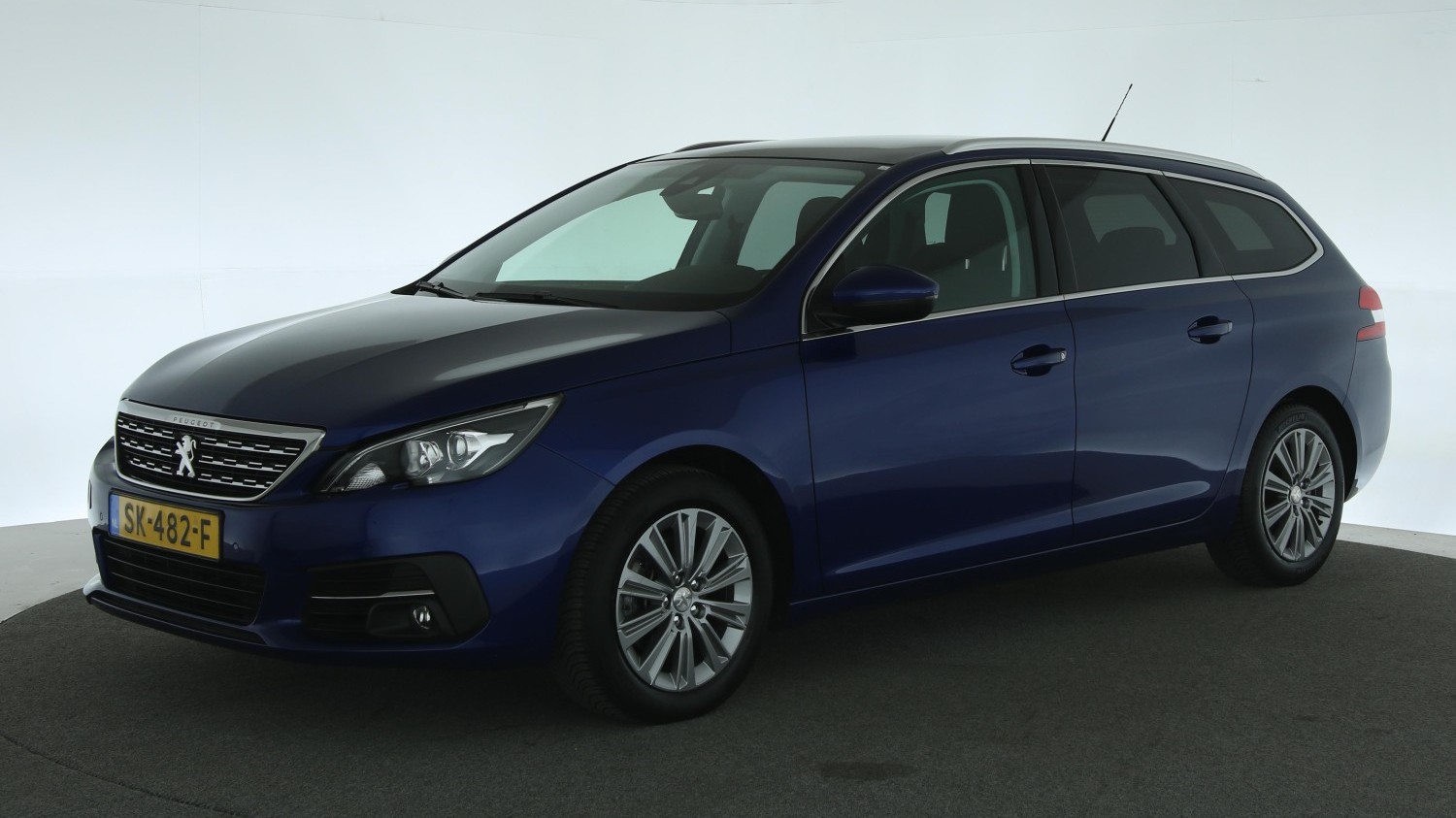 Peugeot 308 Station 2018 SK-482-F 1