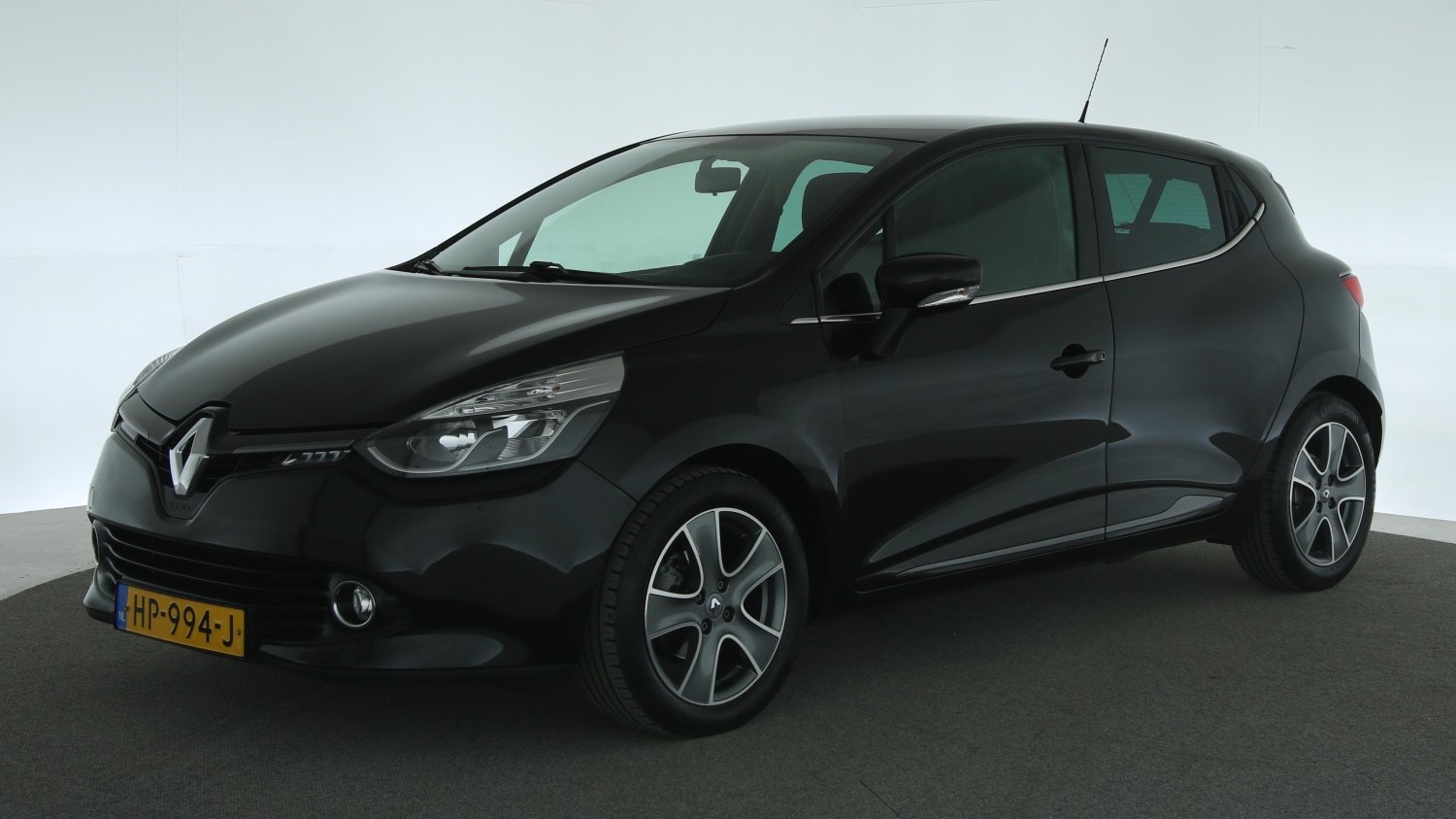 Renault Clio Hatchback 2015 HP-994-J 1