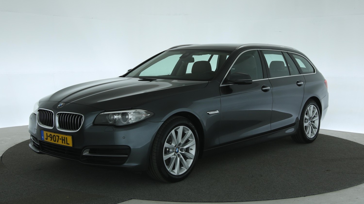 BMW 5-serie Station 2016 J-907-HL 1