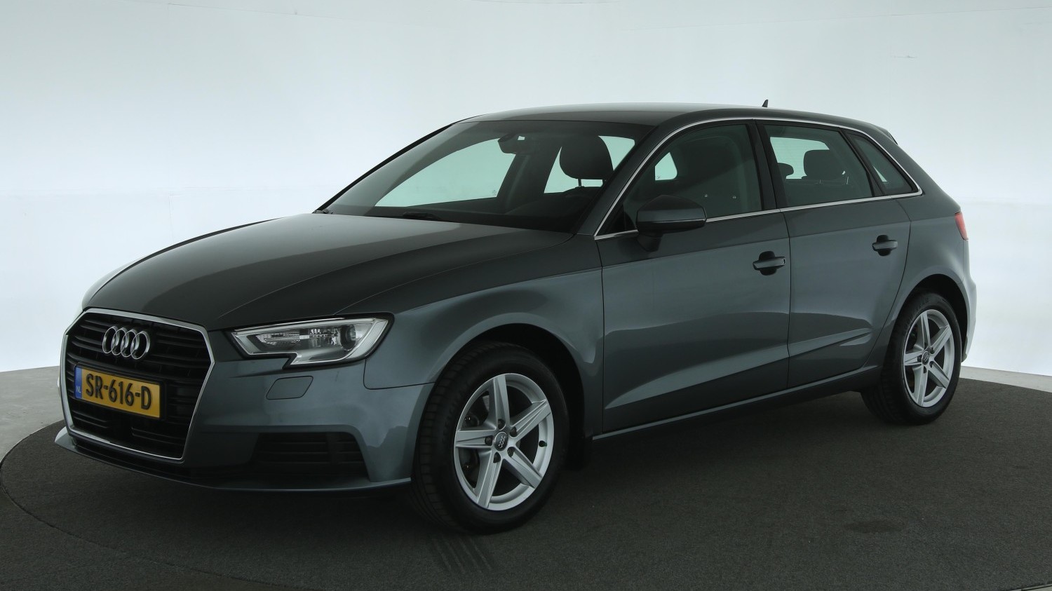 Audi A3 Hatchback 2017 SR-616-D 1
