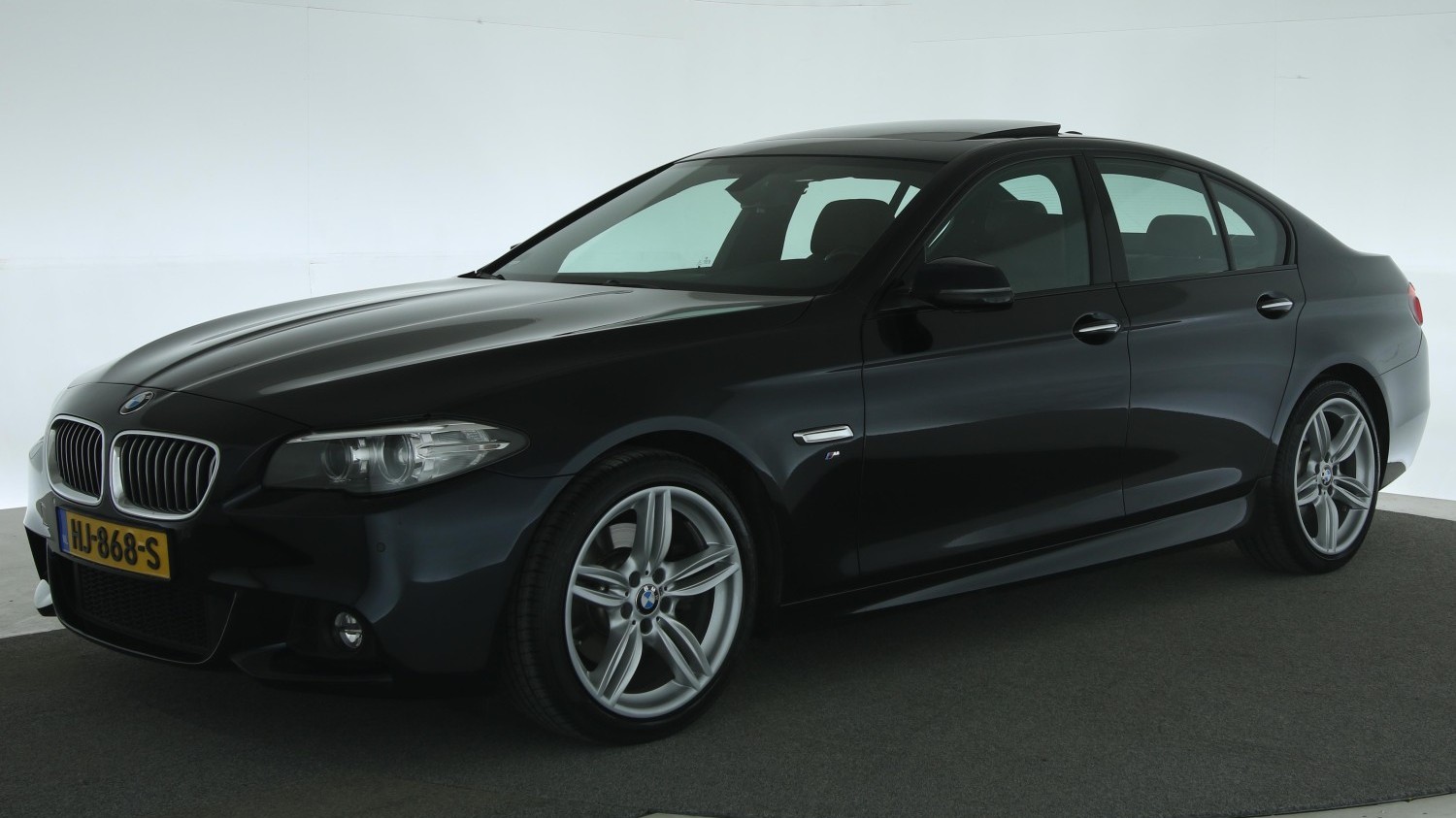 BMW 5-serie Sedan 2015 HJ-868-S 1