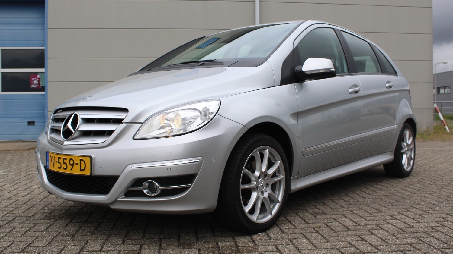 Mercedes-Benz B-klasse MPV 2009 PV-559-D 1