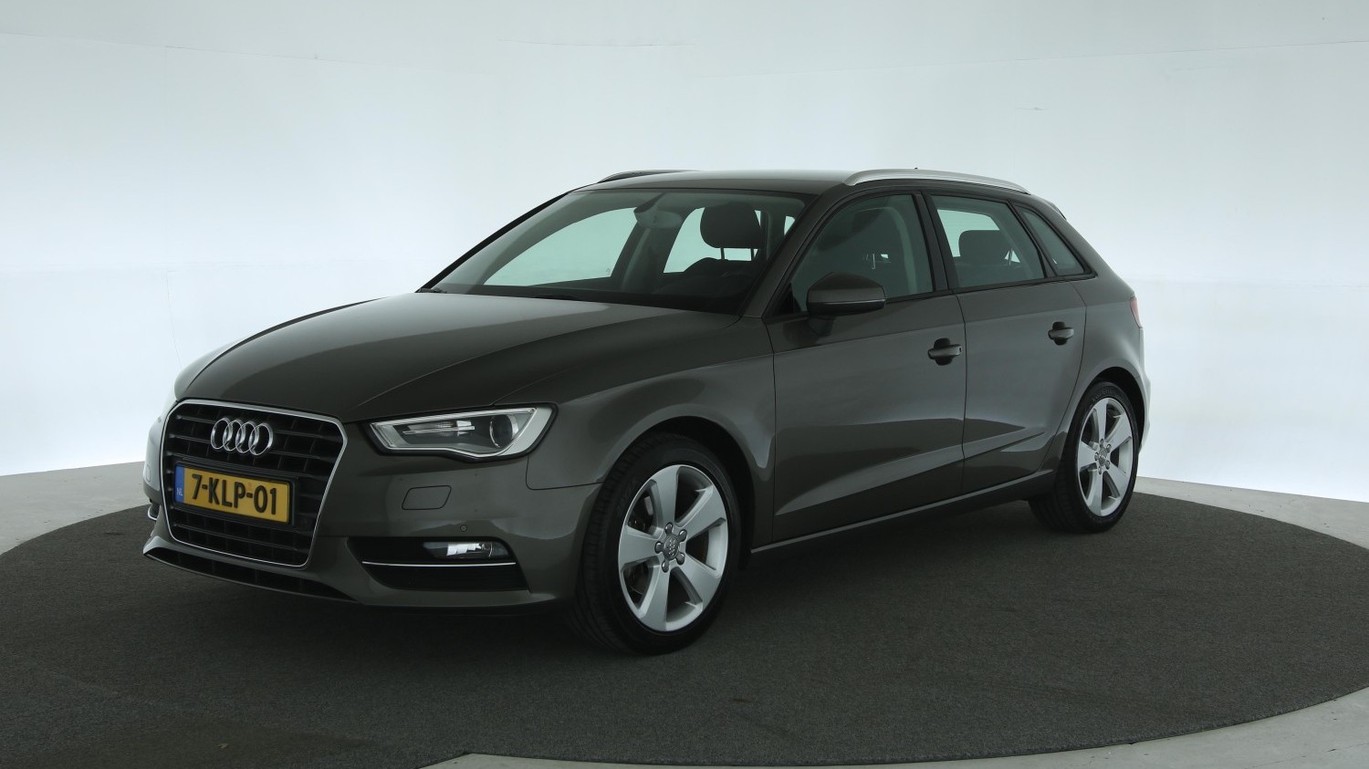 Audi A3 Hatchback 2013 7-KLP-01 1