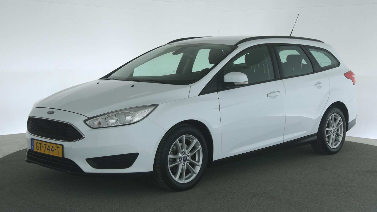 Ford Focus Station 2015 GT-744-T 1